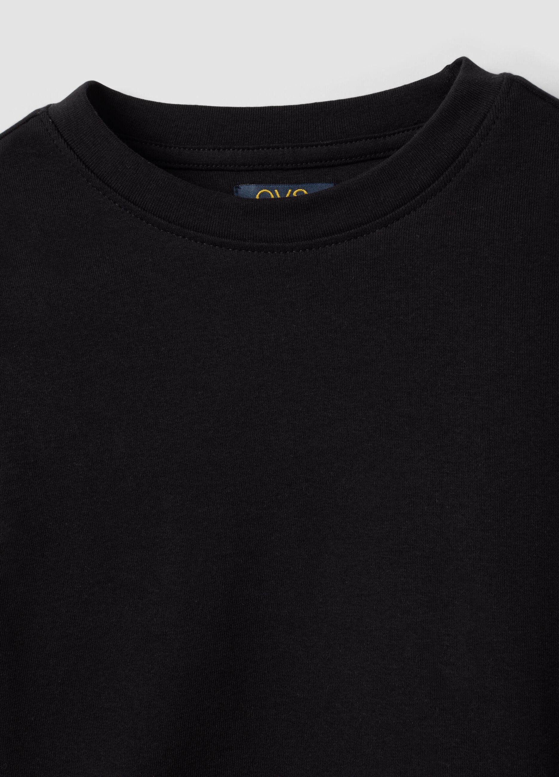 Girls&rsquo; black organic stretch cotton T-shirt with ribbed neckline