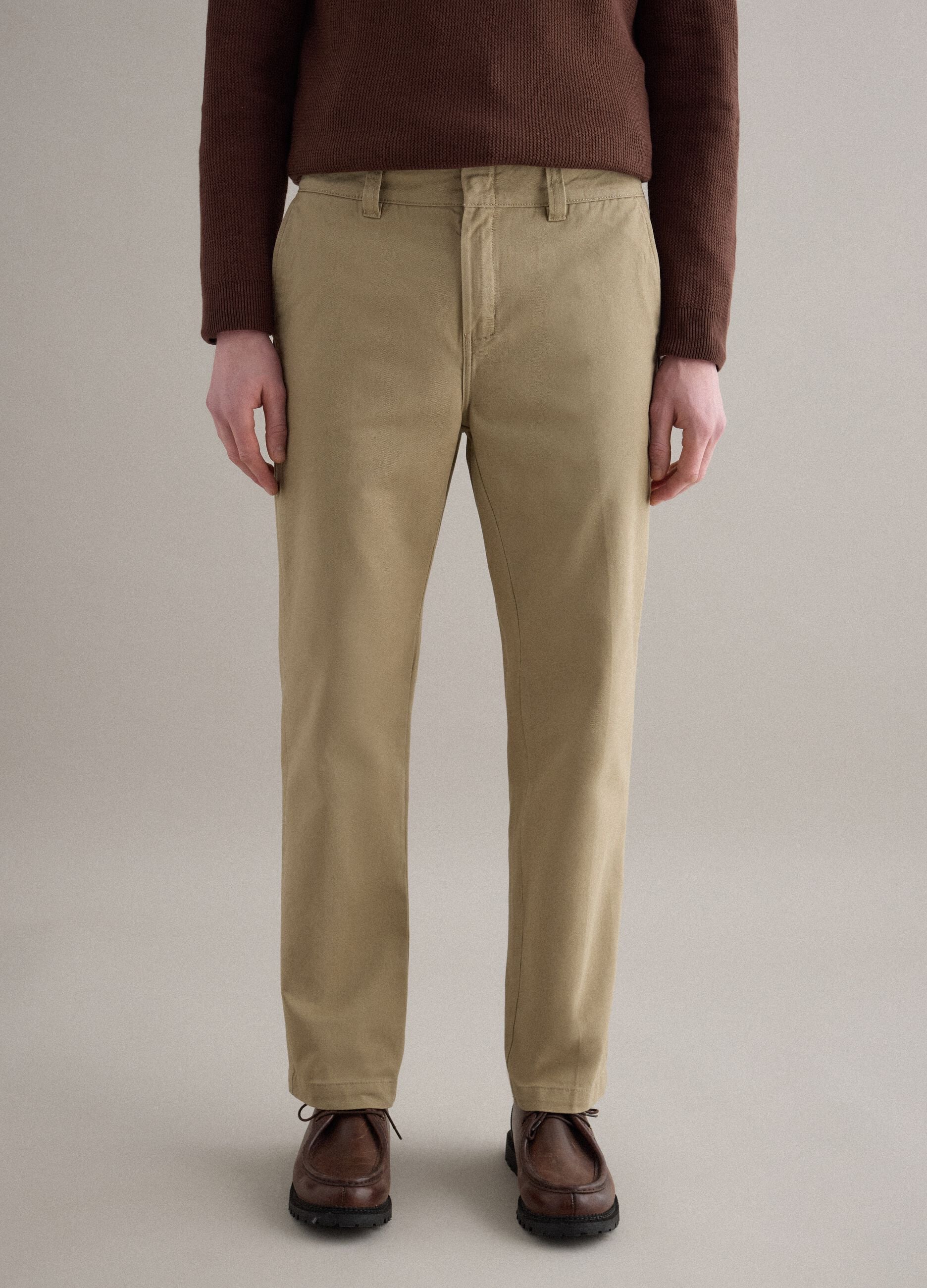 Regular fit straight beige chino trousers in pure cotton twill