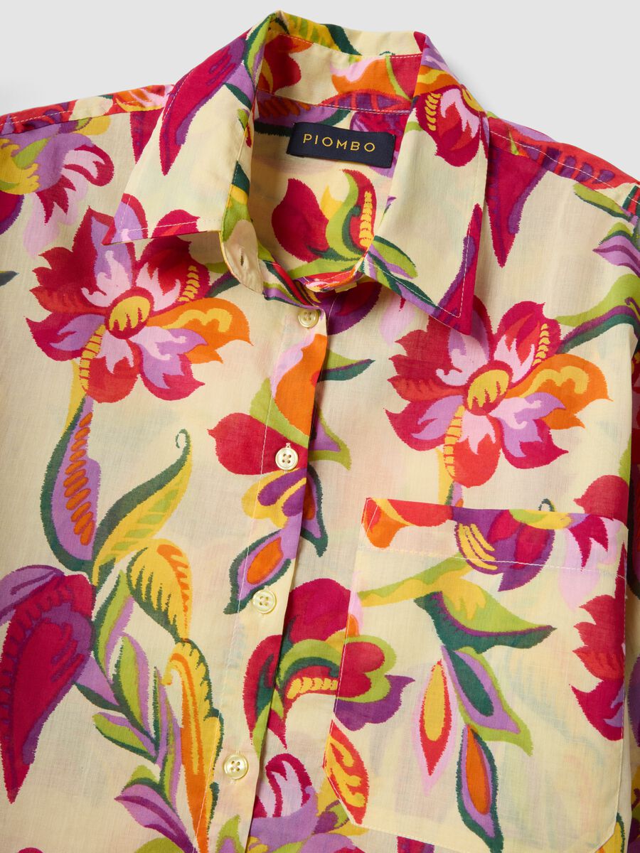 Multicolour pure cotton shirt with bold print and oversized fit_5