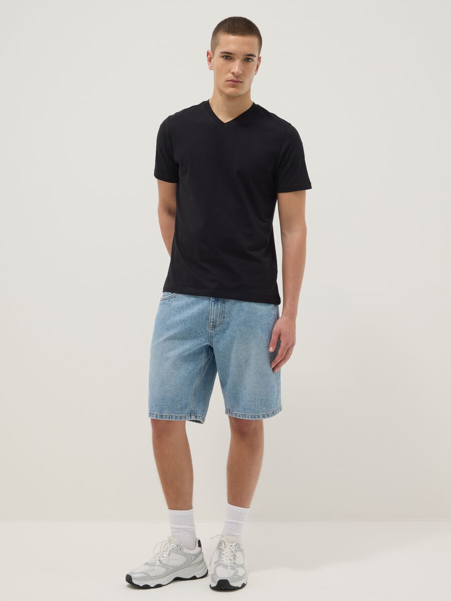Blue denim Bermuda shorts in cotton blend, regular fit_0