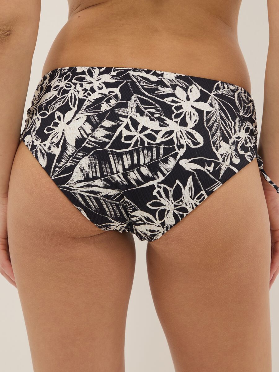 Multicolour stretch floral swim briefs_2