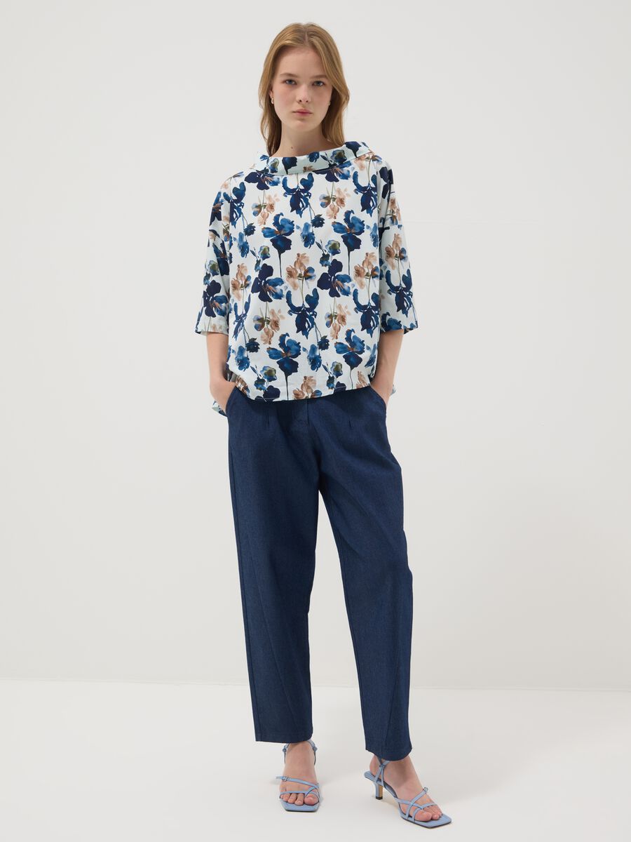 Blue regular-fit stretch cotton trousers_0