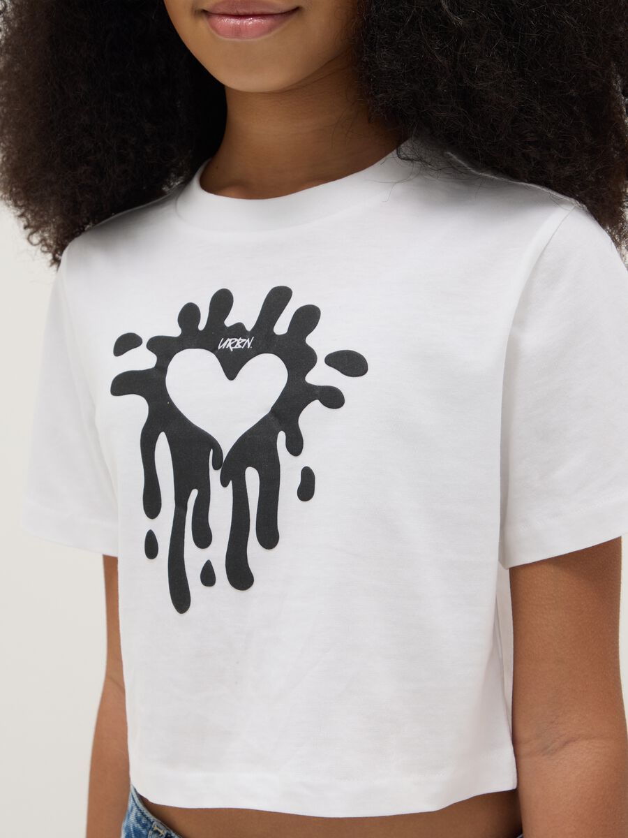 White pure cotton girl's boxy fit t-shirt with print_2