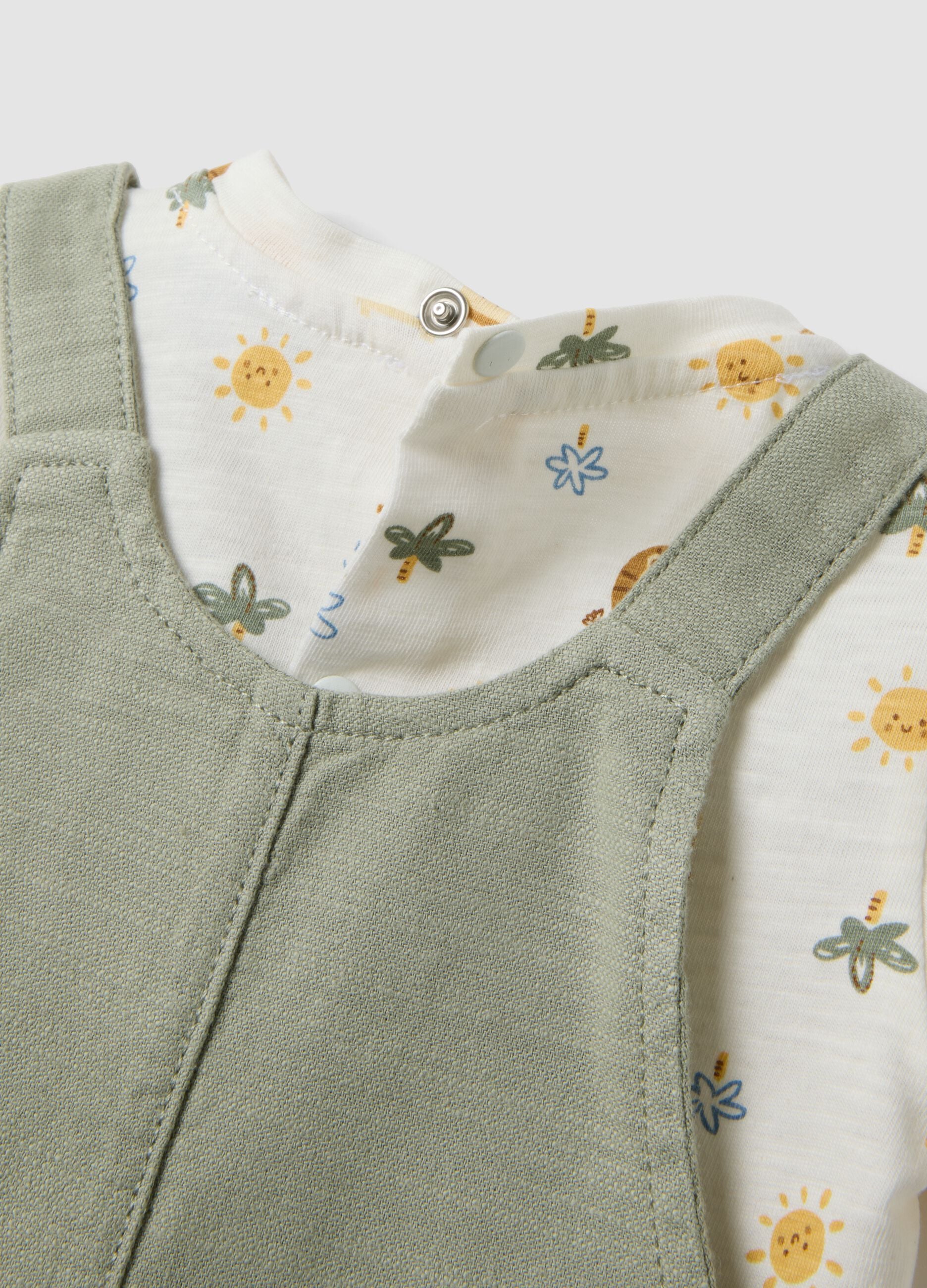 Green pure cotton set with short dungarees and printed T-shirt for babies