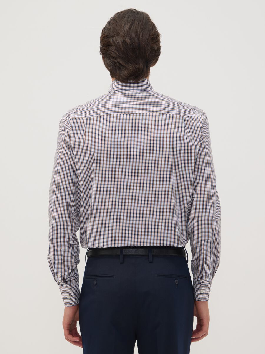 Easy-iron multicolour cotton-blend checked button-down shirt, regular fit_3
