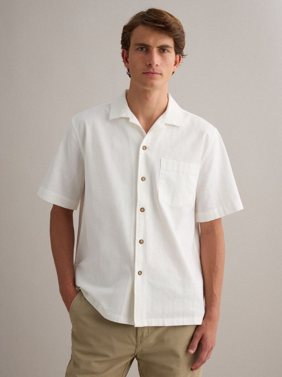 White regular-fit pure cotton shirt with stripes and chest pocket_1
