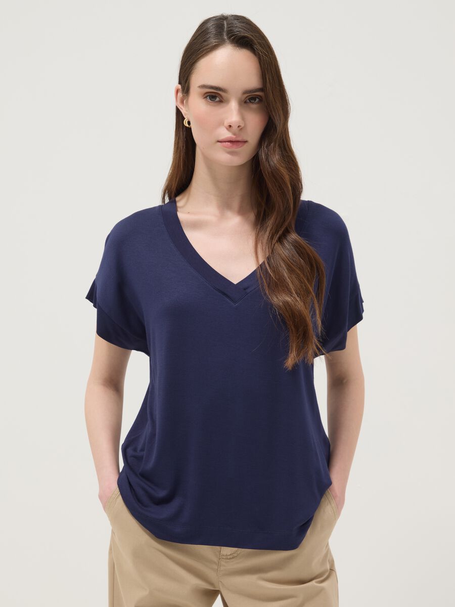 Blue stretch viscose V-neck T-shirt_0