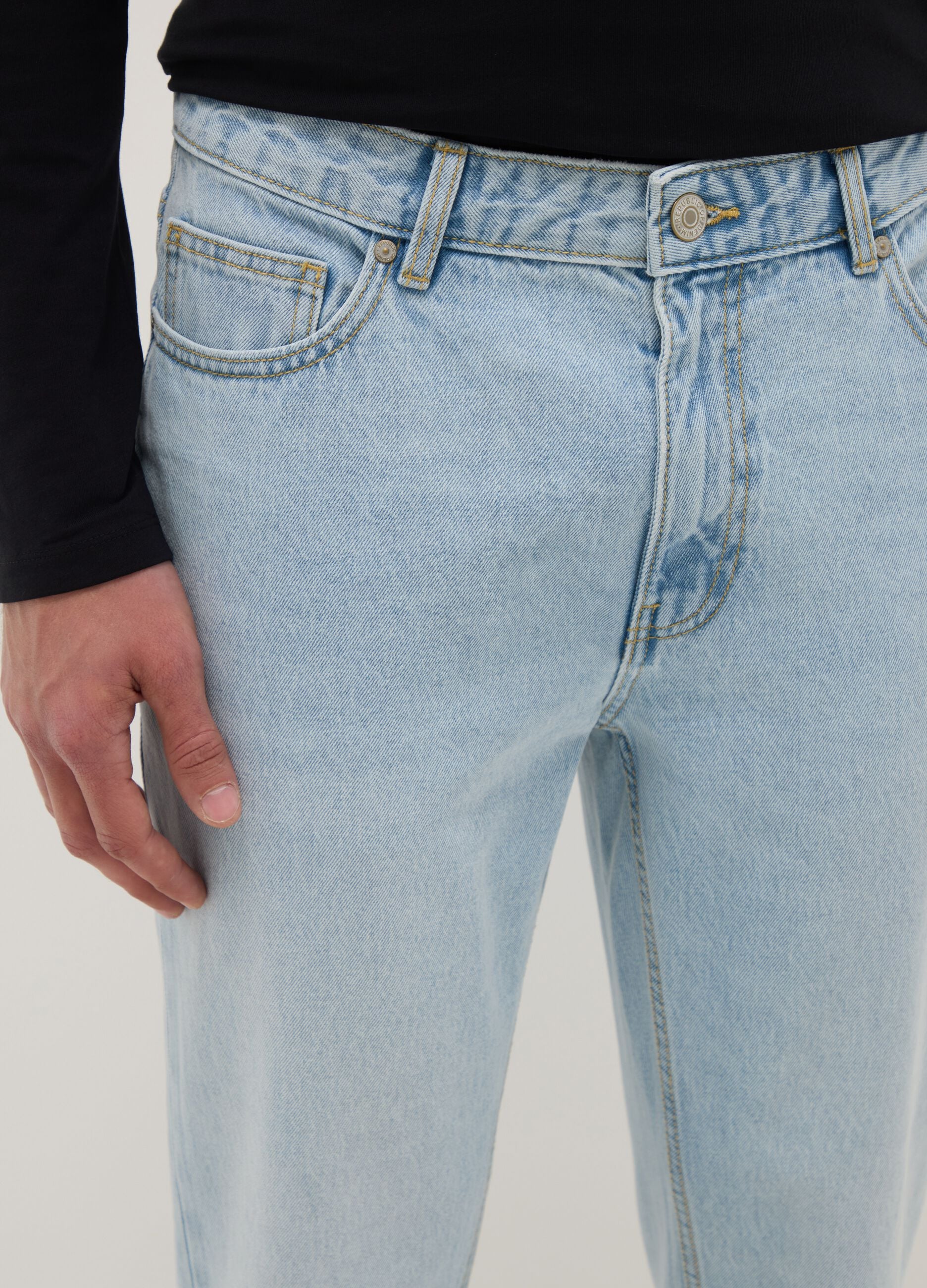 Regular fit blue jeans in pure cotton
