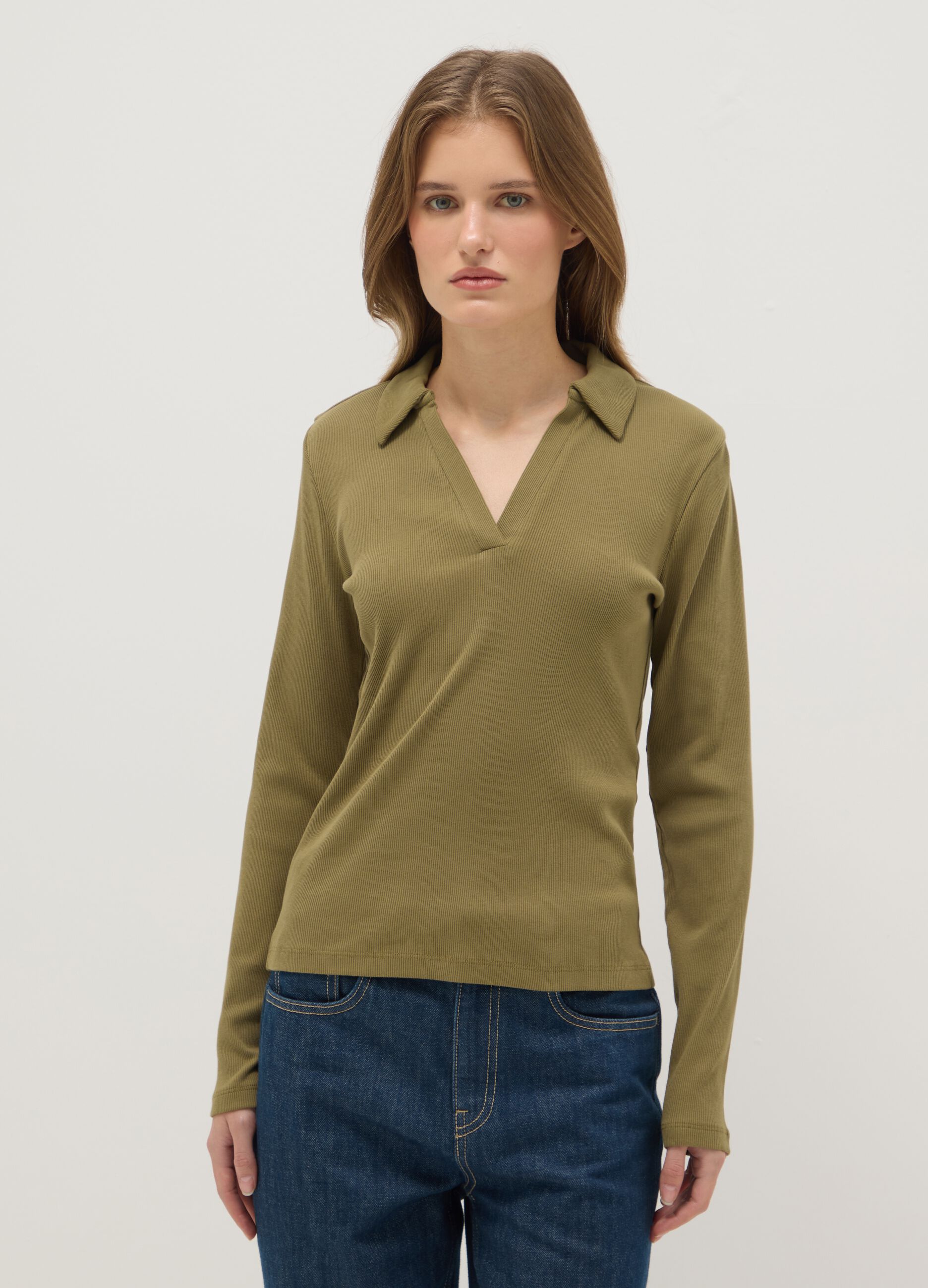 Green long-sleeve polo with V-neck in pure cotton regular fit