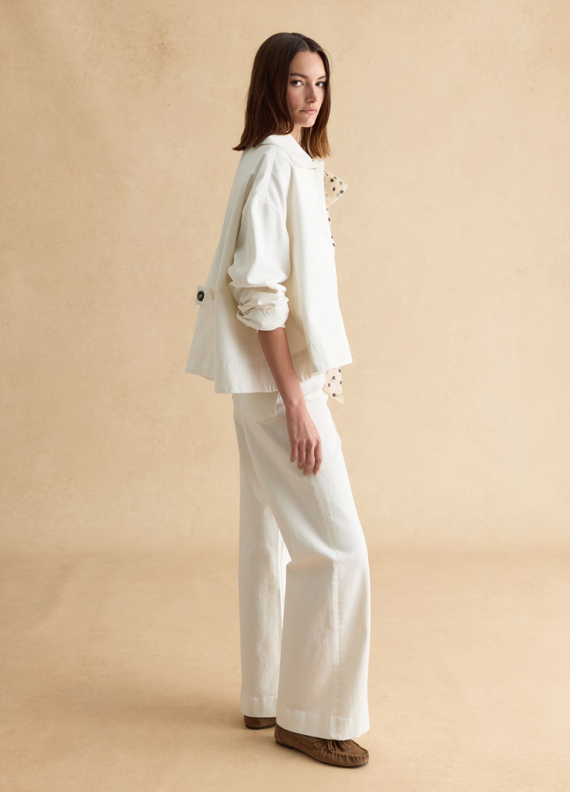 White pure cotton jacket with buttons, regular fit