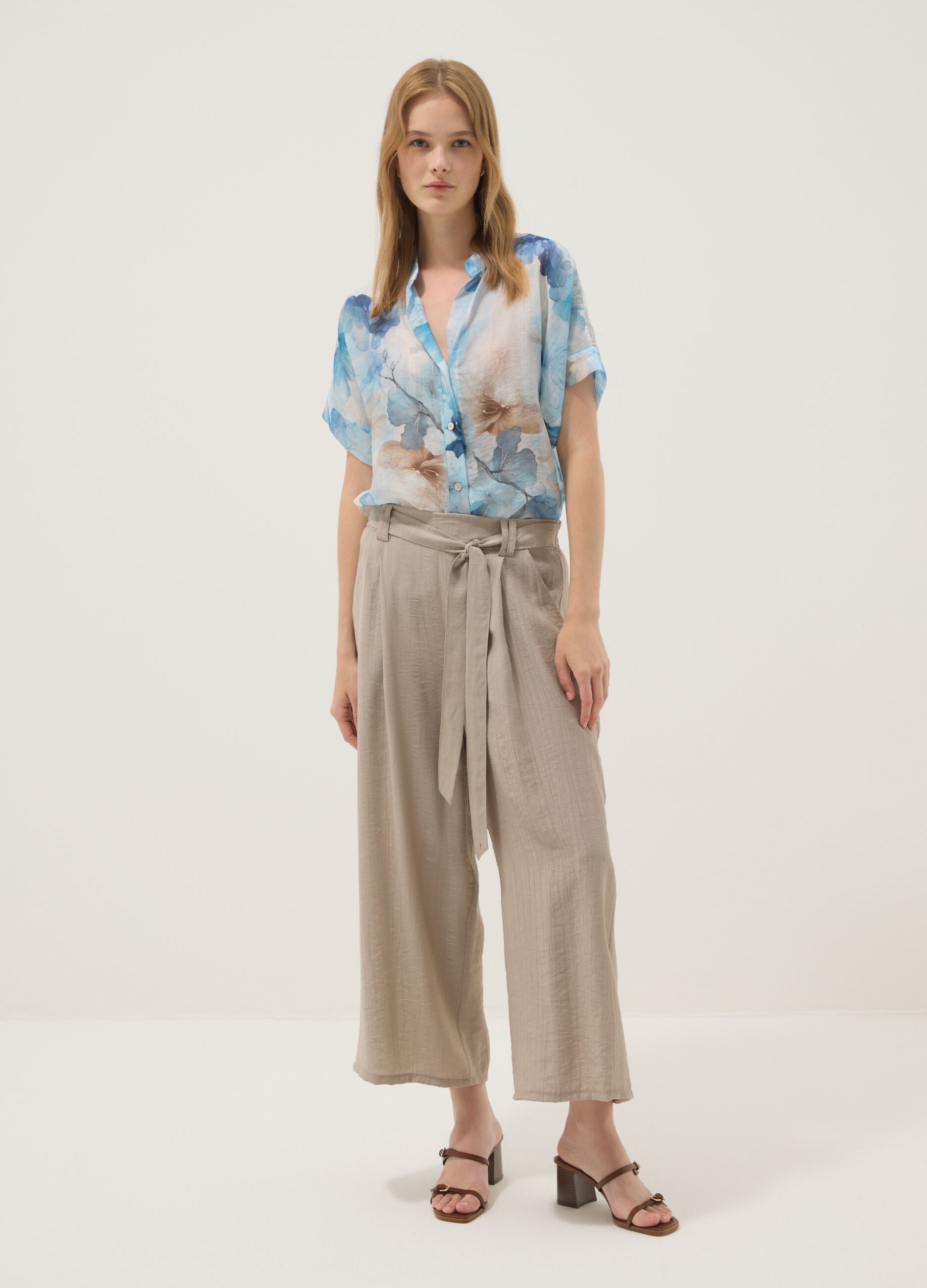 Light blue lyocell-blend shirt with floral print