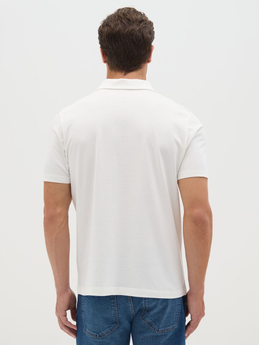 Men&rsquo;s white polo shirt in 100% cotton with regular fit_3