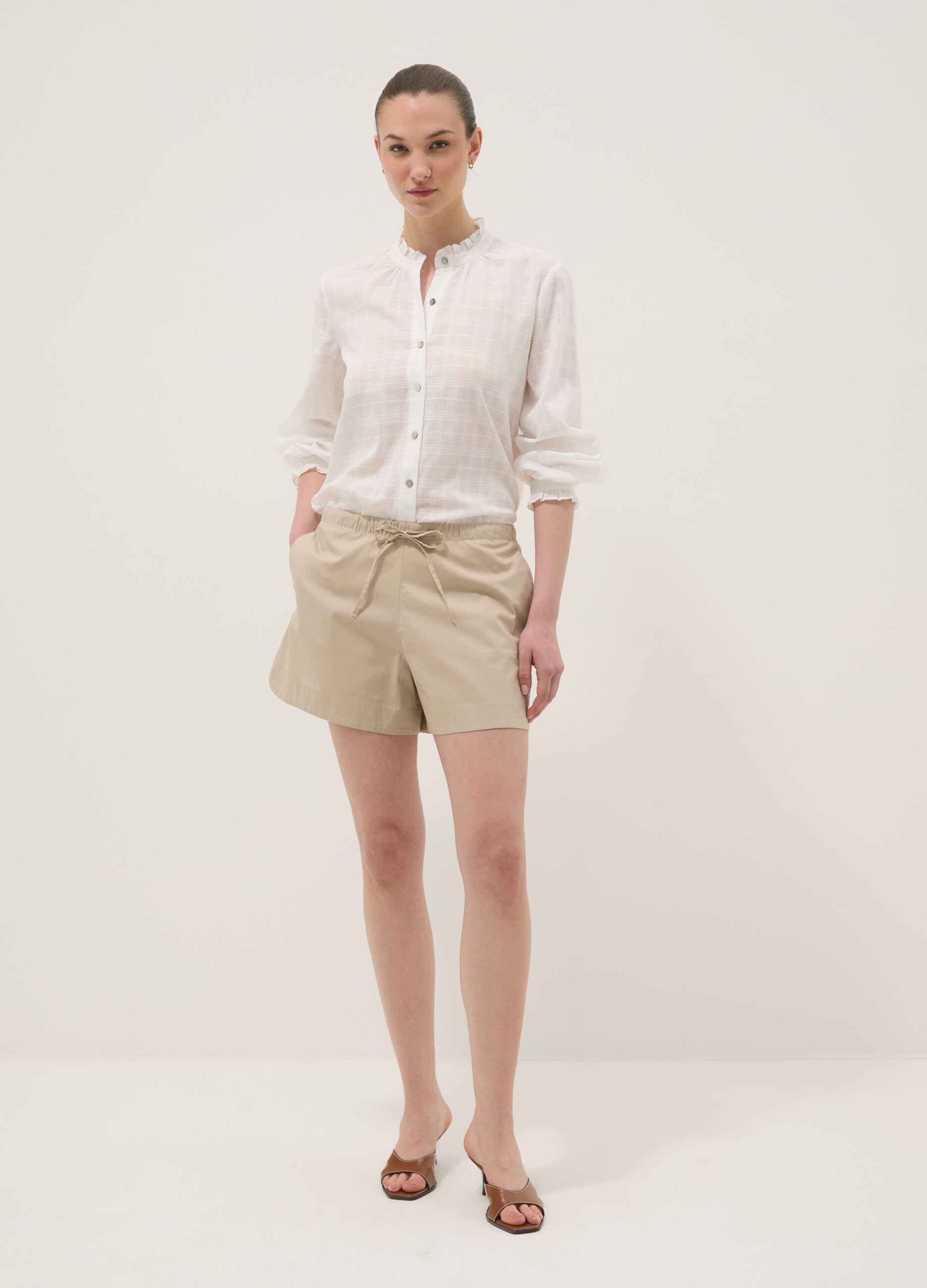 Beige stretch cotton shorts
