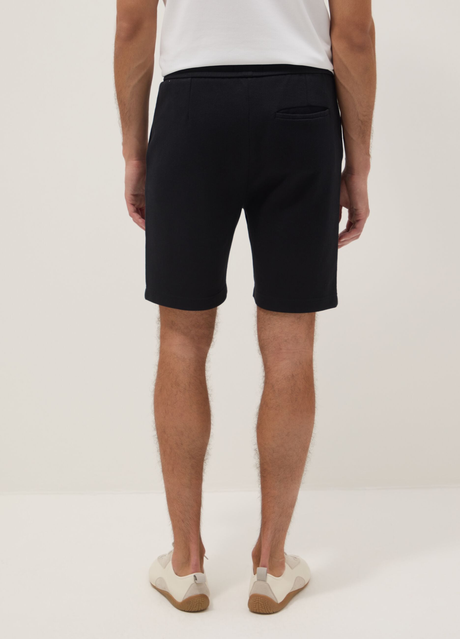 Black pure cotton regular-fit shorts with drawstring