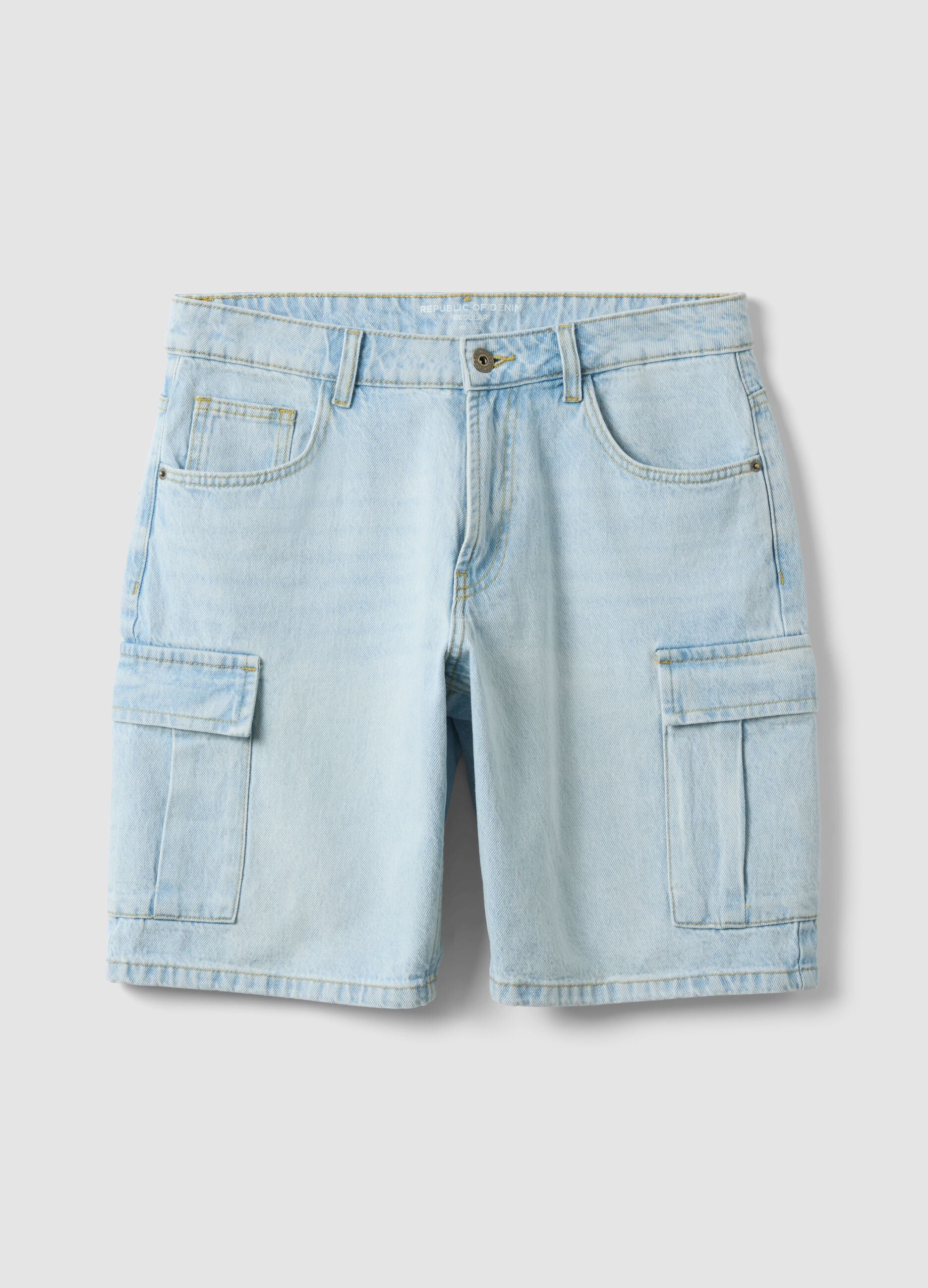 Regular fit azure denim pure cotton Bermuda shorts