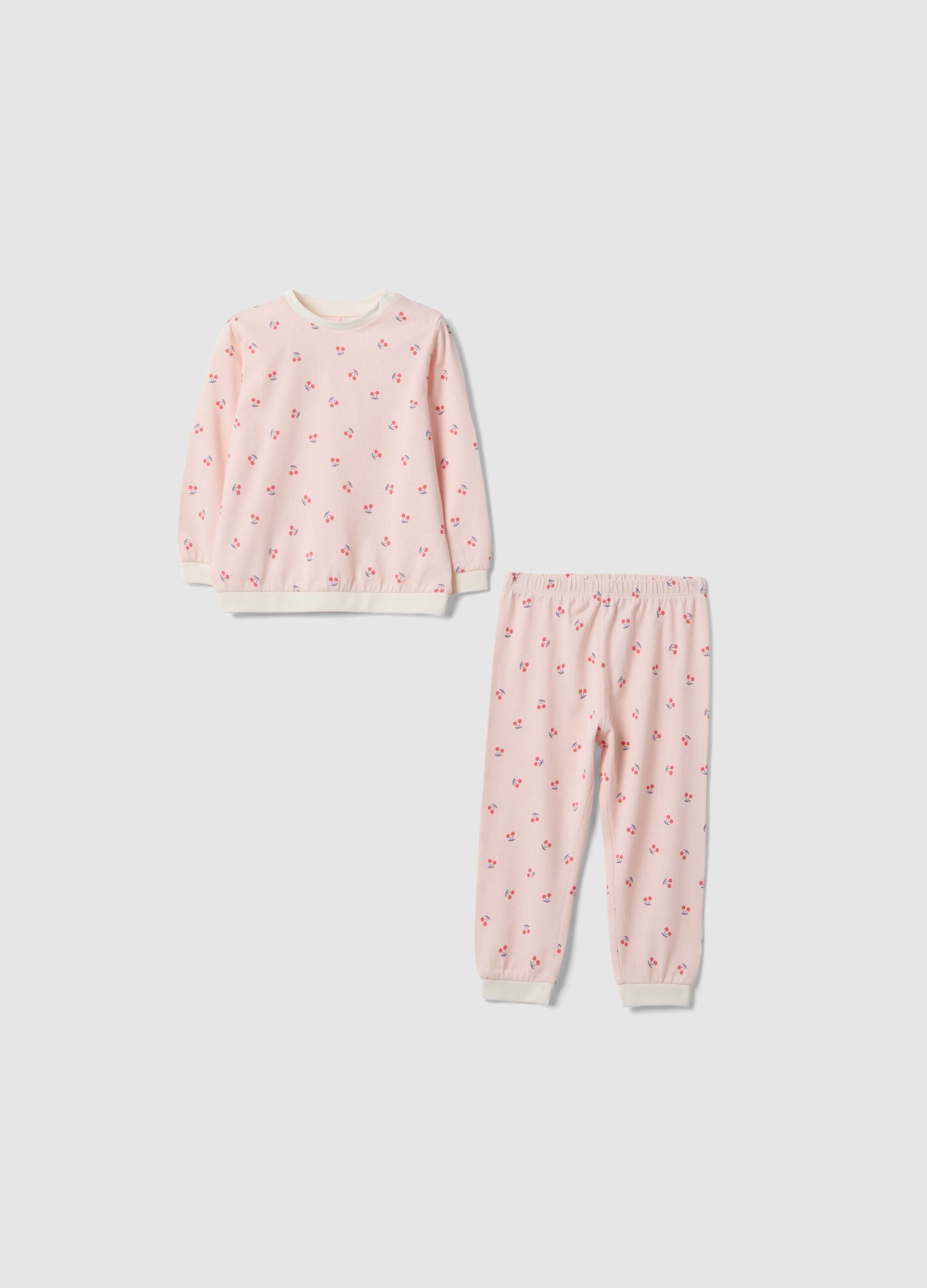 Newborn's regular fit pink pure cotton pyjamas with cherries
