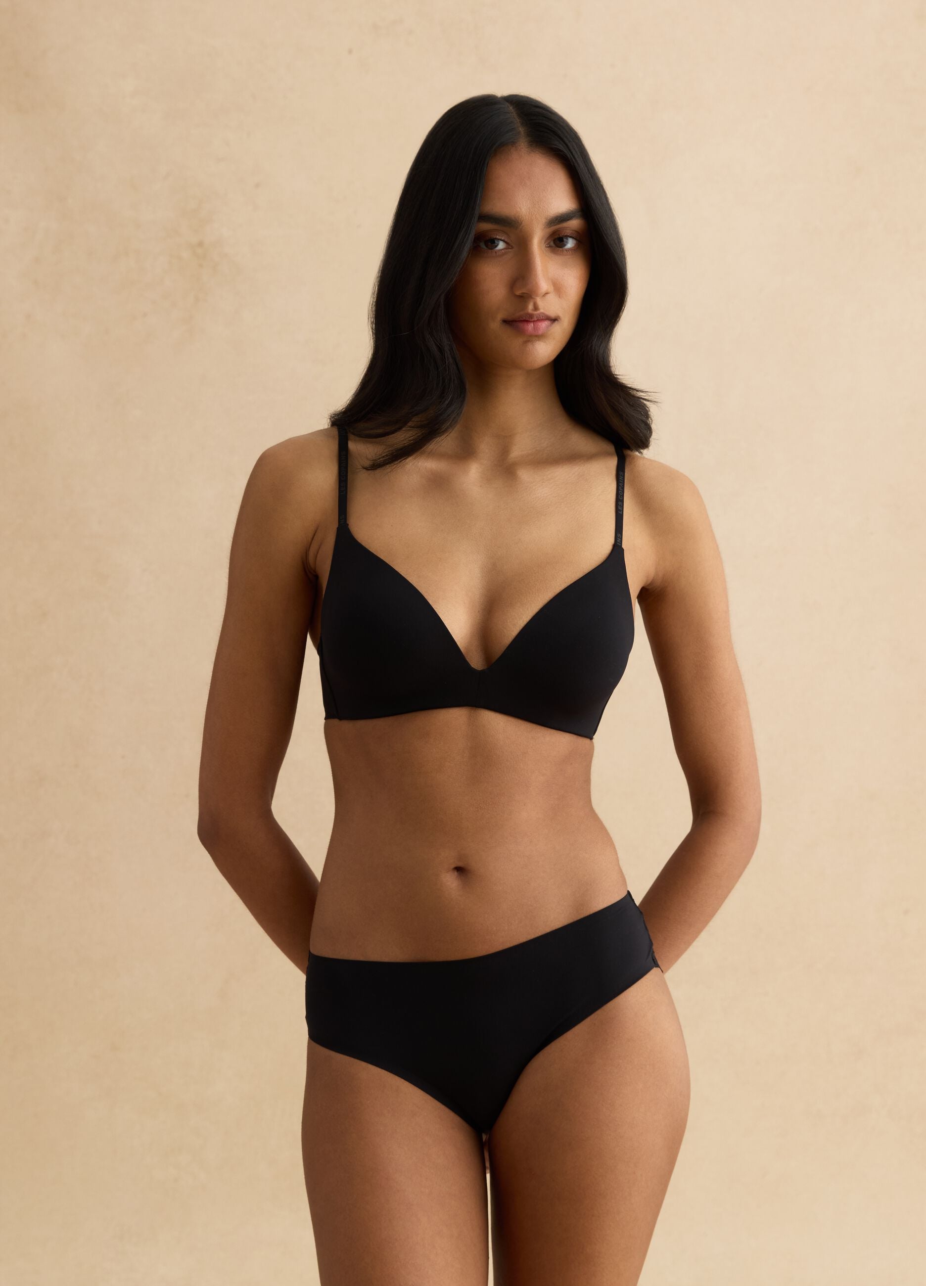 Black regular fit briefs with lace details