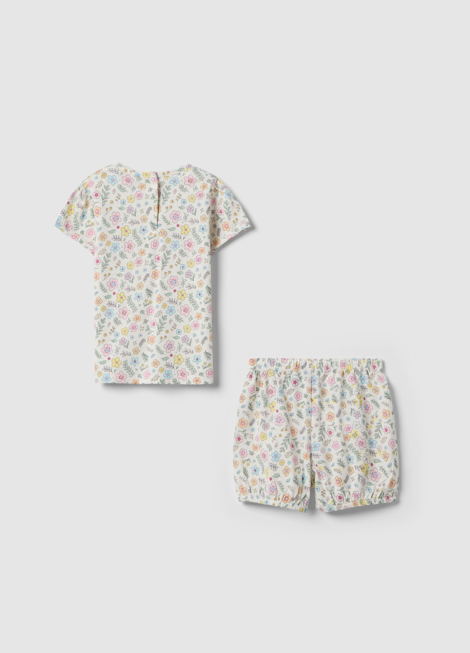 Multicolour pure cotton baby pyjamas with floral design