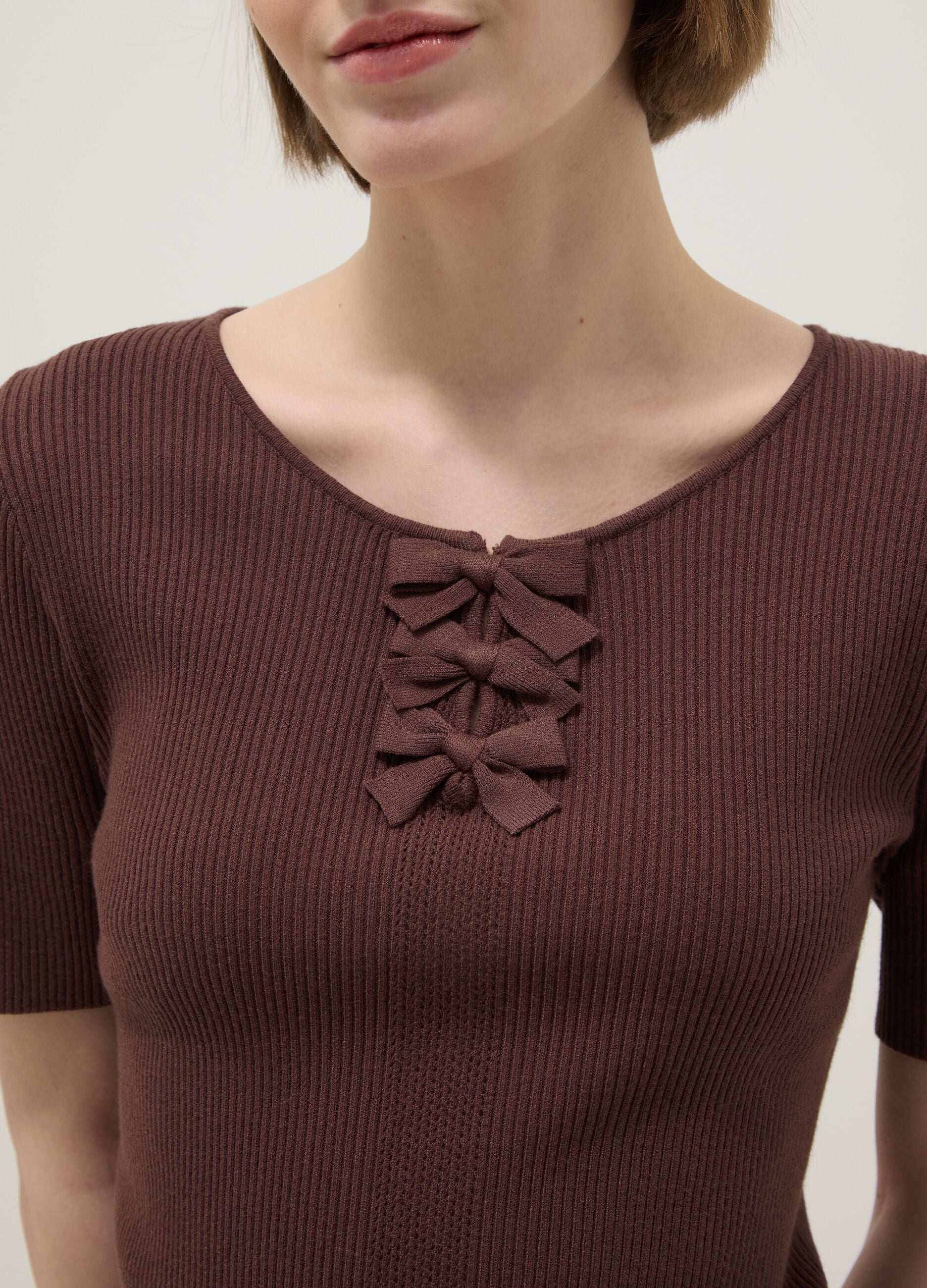 Brown regular fit viscose blend T-shirt with bows