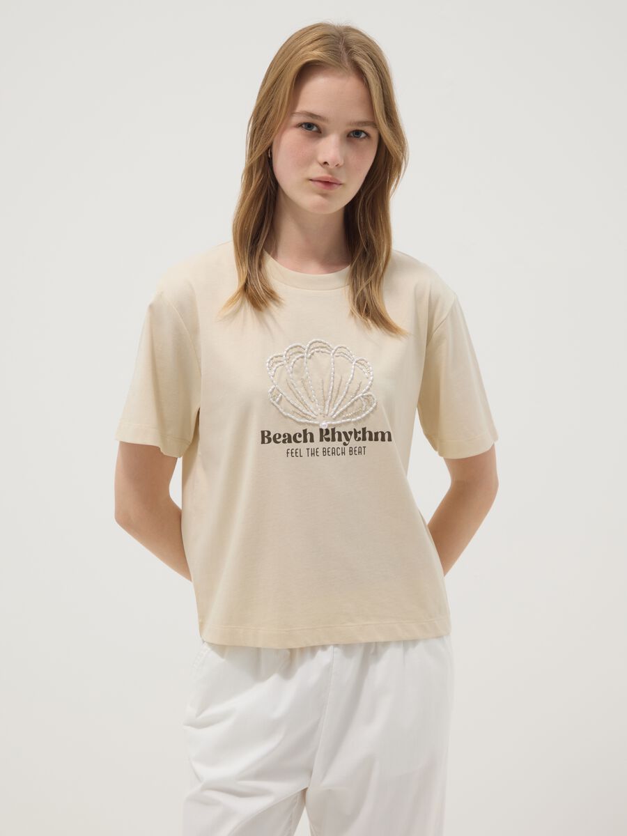 Beige short-sleeved pure cotton T-shirt with embroidery_0