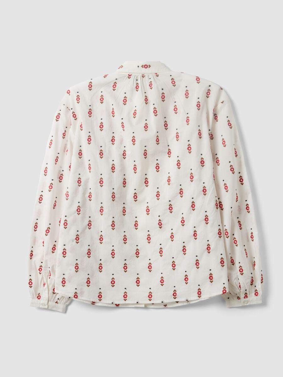 White pure cotton embroidered-pattern shirt, regular fit_6