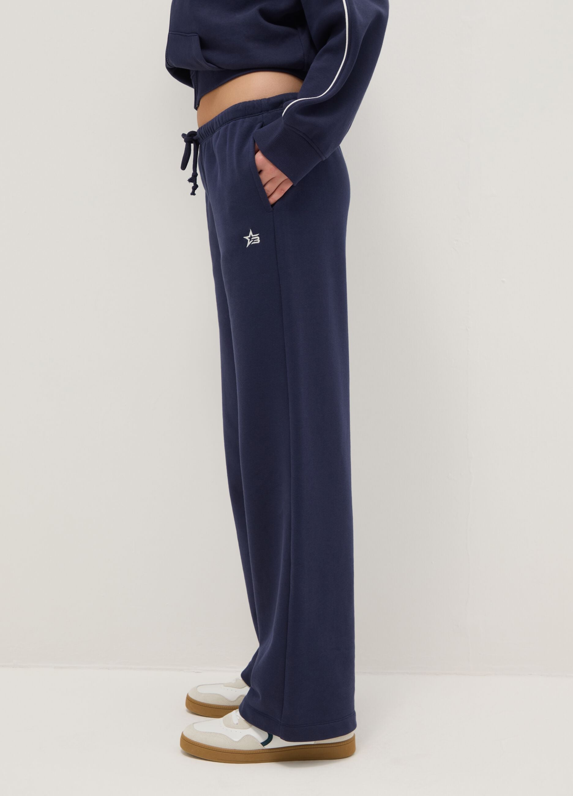 Blue jogger trousers in regular fit cotton blend