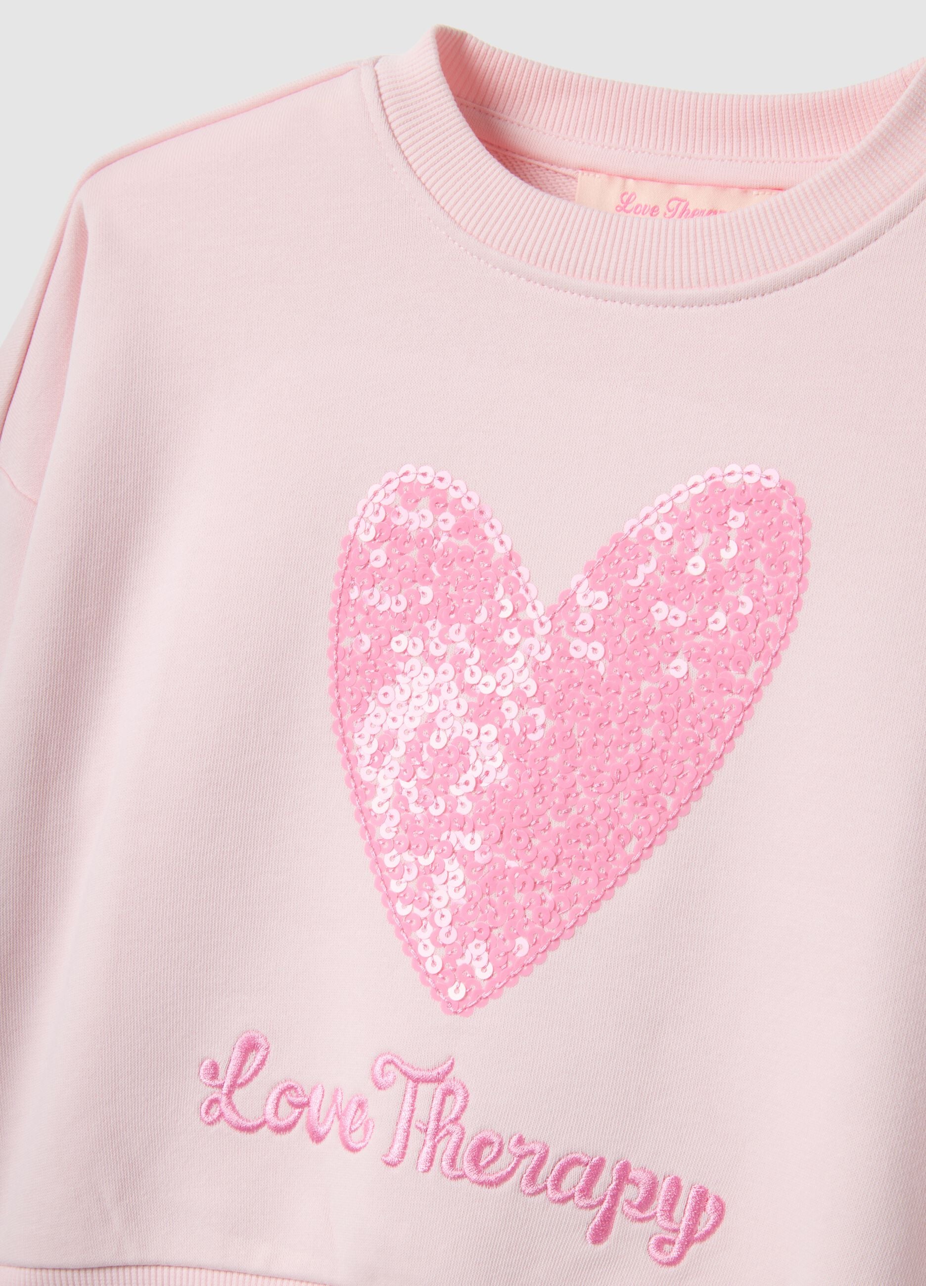 Regular fit pink cotton-blend sweatshirt with heart for girls