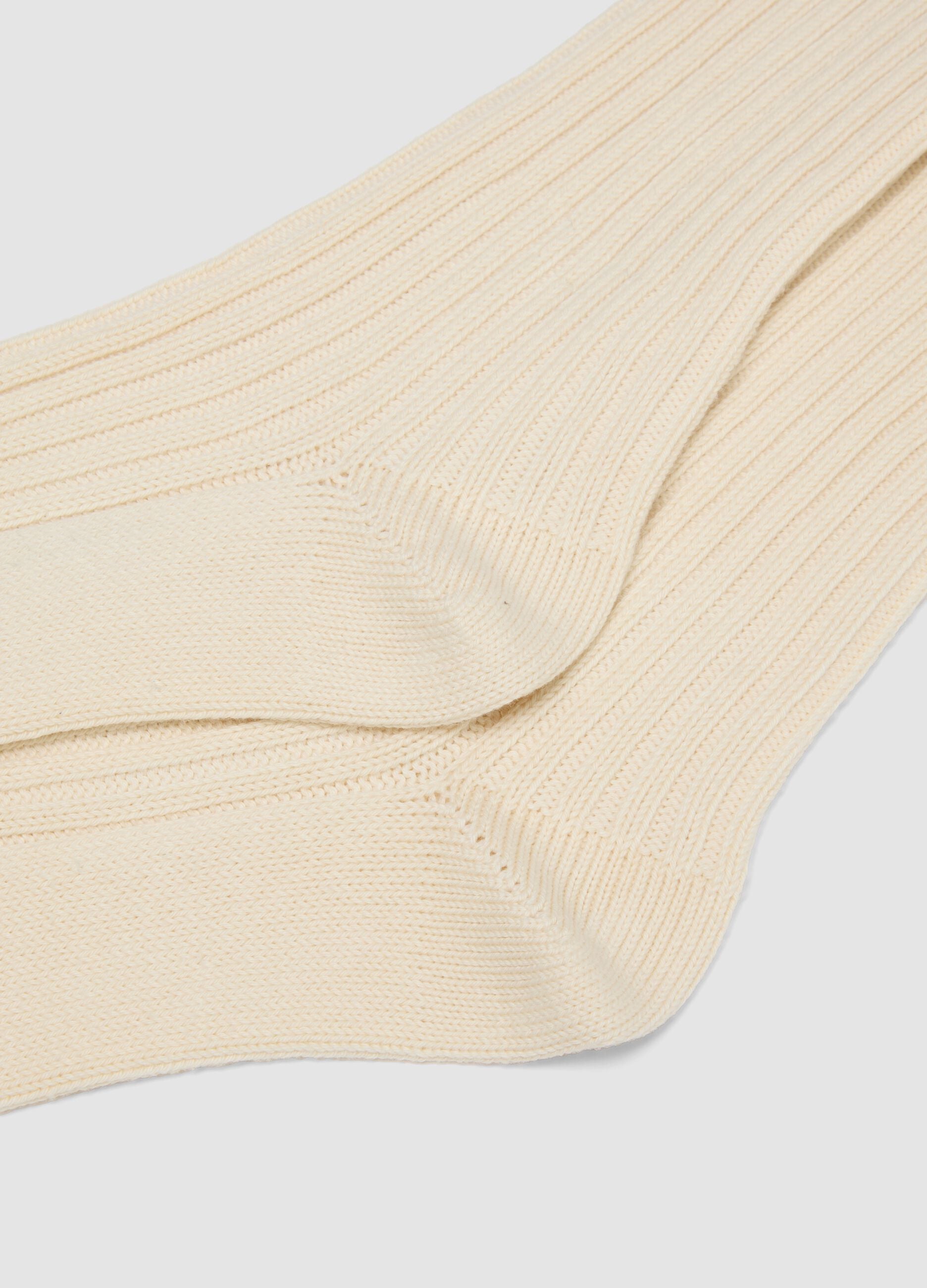 White stretch cotton-blend tennis socks with stripes