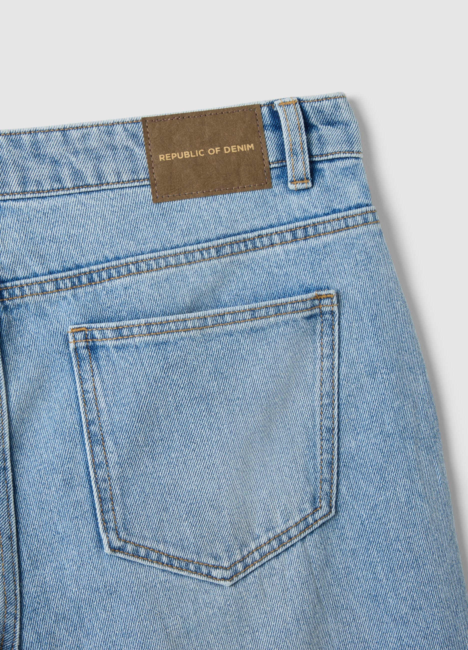 Blue cotton blend trousers in regular fit