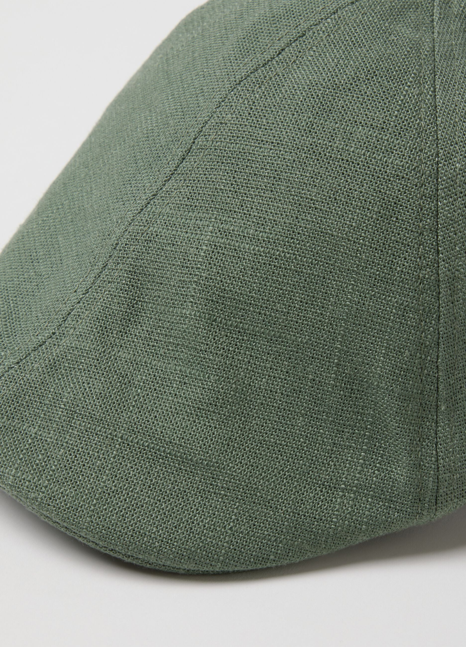 Green cap in blended Lyocell, viscose and linen