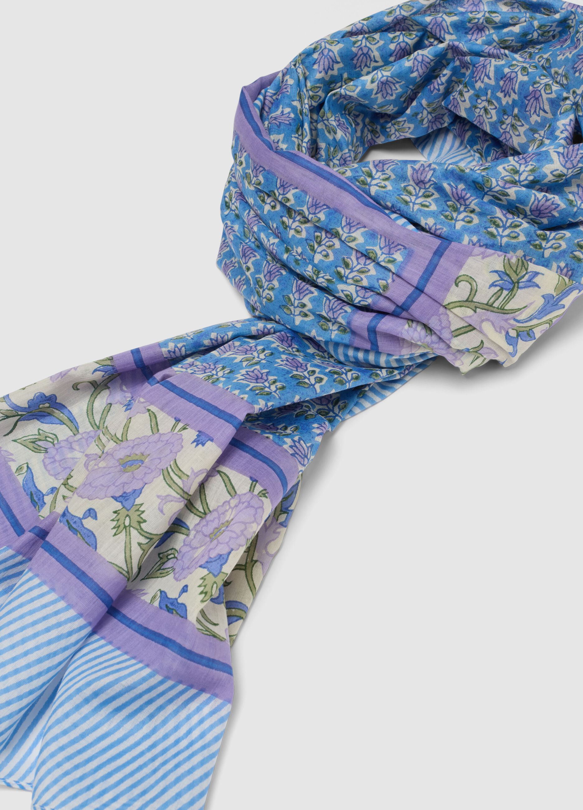 Multicolour pure cotton scarf with floral pattern