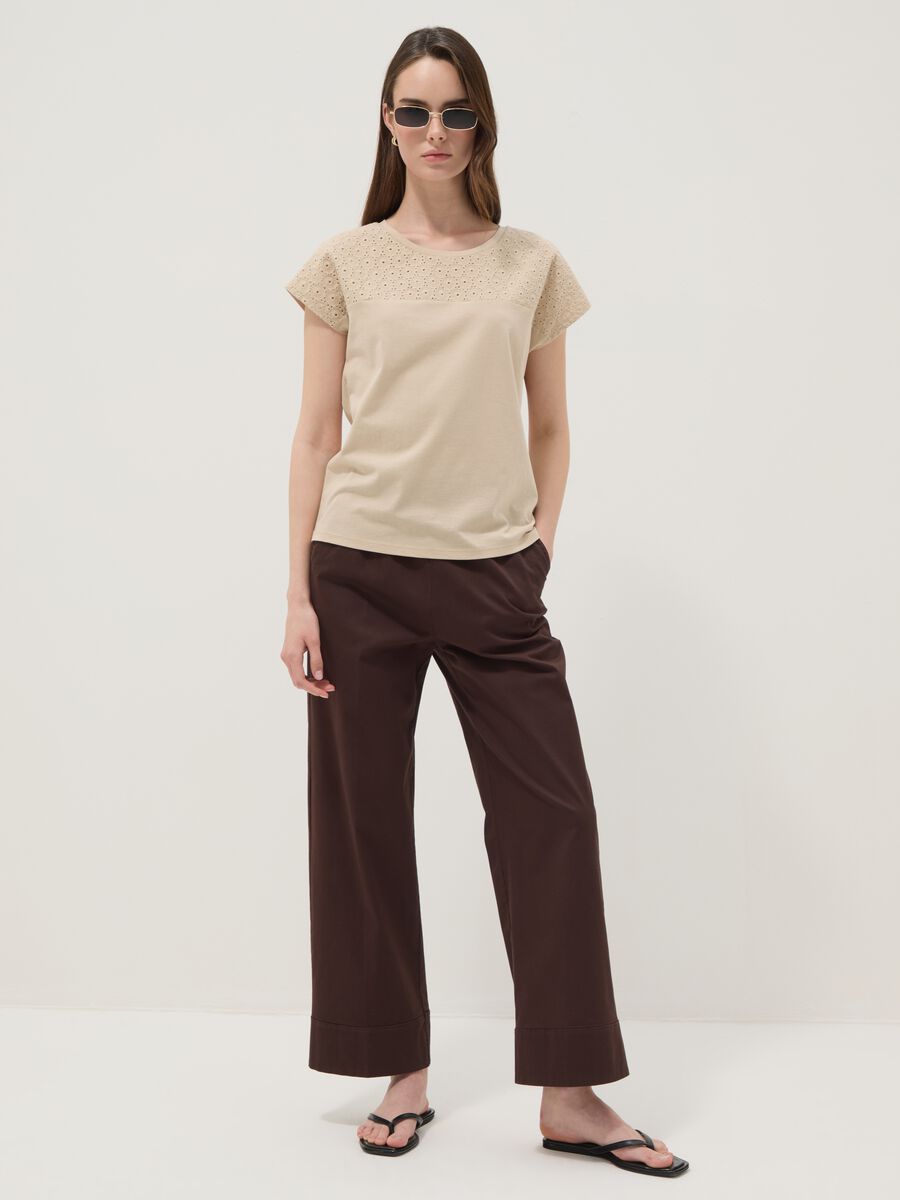 Beige pure cotton T-shirt with broderie anglaise_2