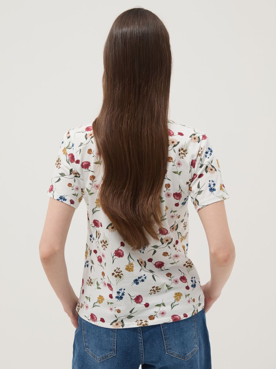 White stretch cotton T-shirt with floral print, regular fit_3