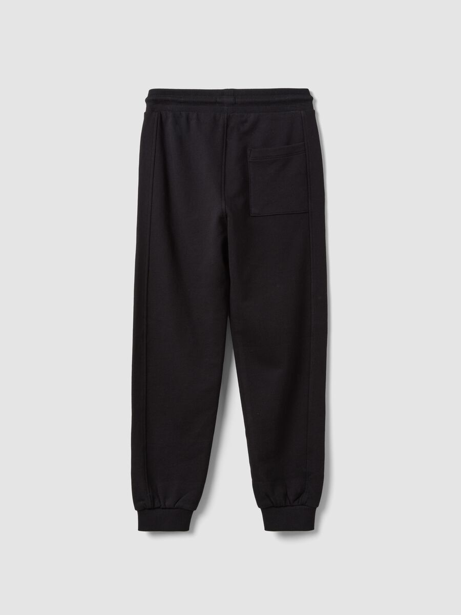 Black organic cotton joggers with a comfort fit for boys_1