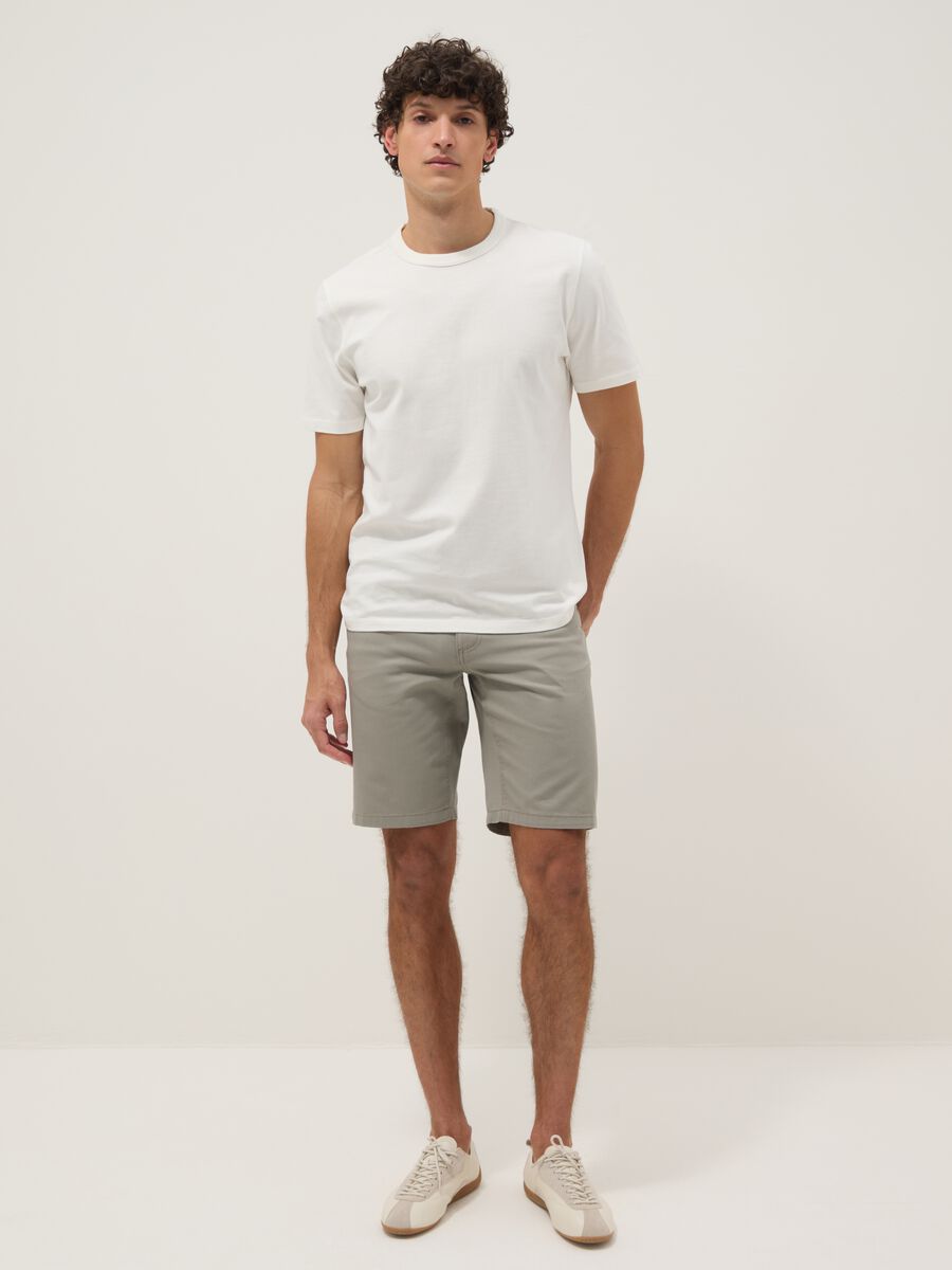 Shorts grigi in puro cotone regular fit_0