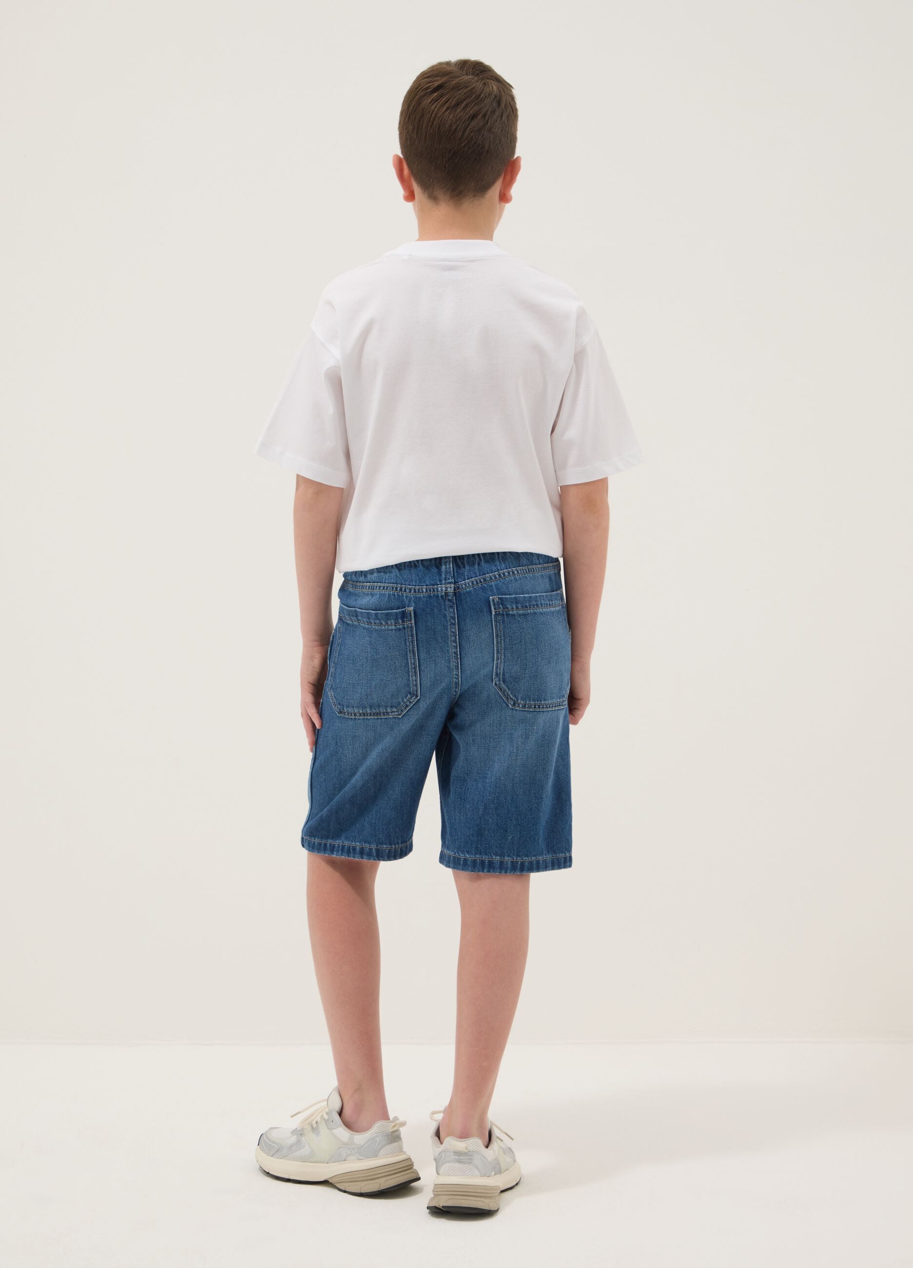 Boys&rsquo; blue denim cotton-blend straight-fit shorts with pockets