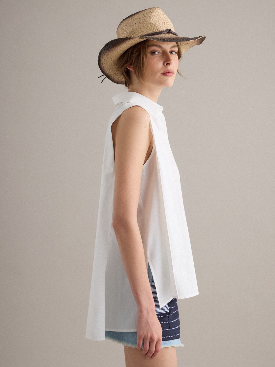 Camicia bianca smanicata in puro cotone regular fit_0