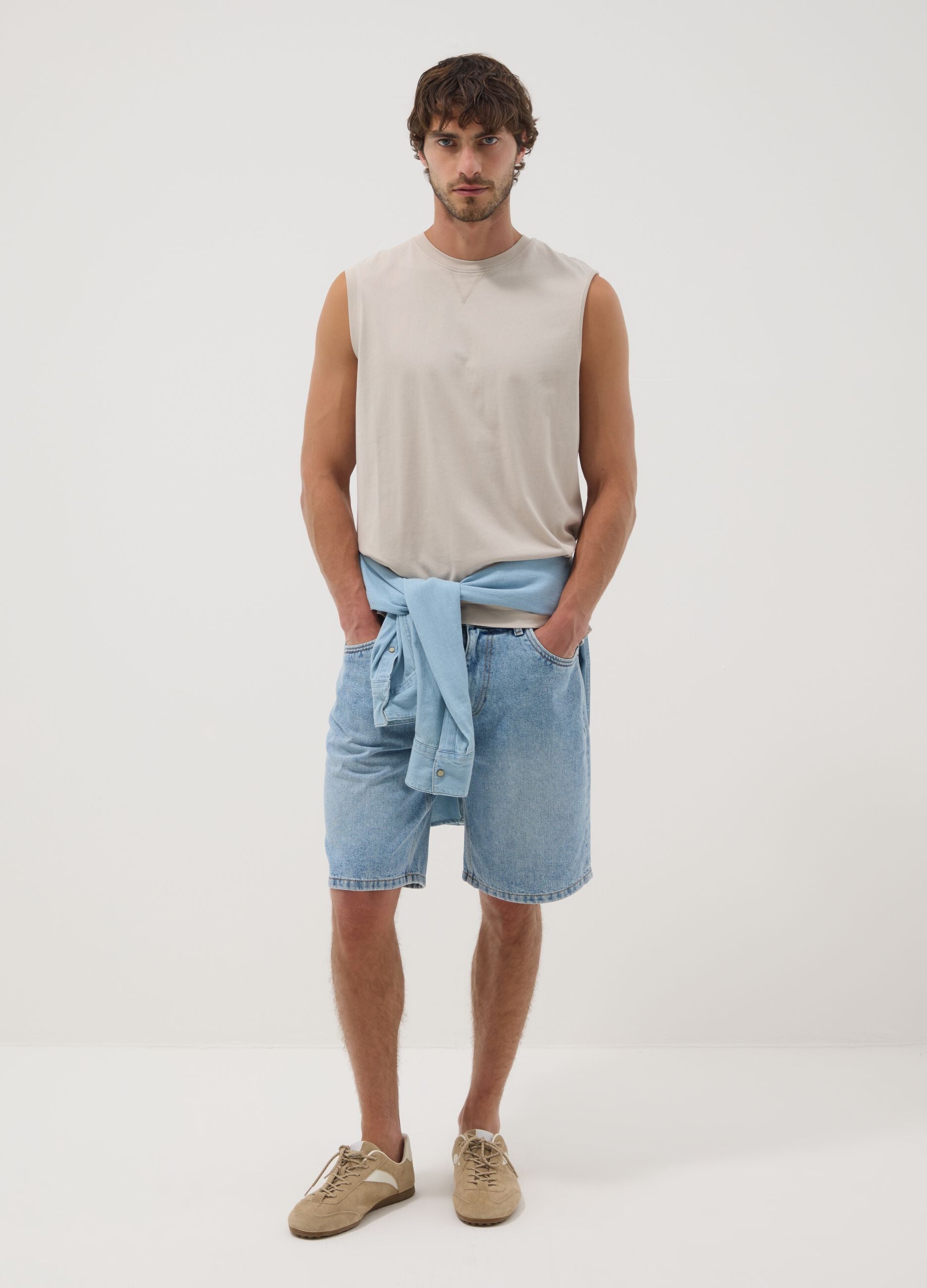 Grey crew-neck pure cotton vest, relaxed fit