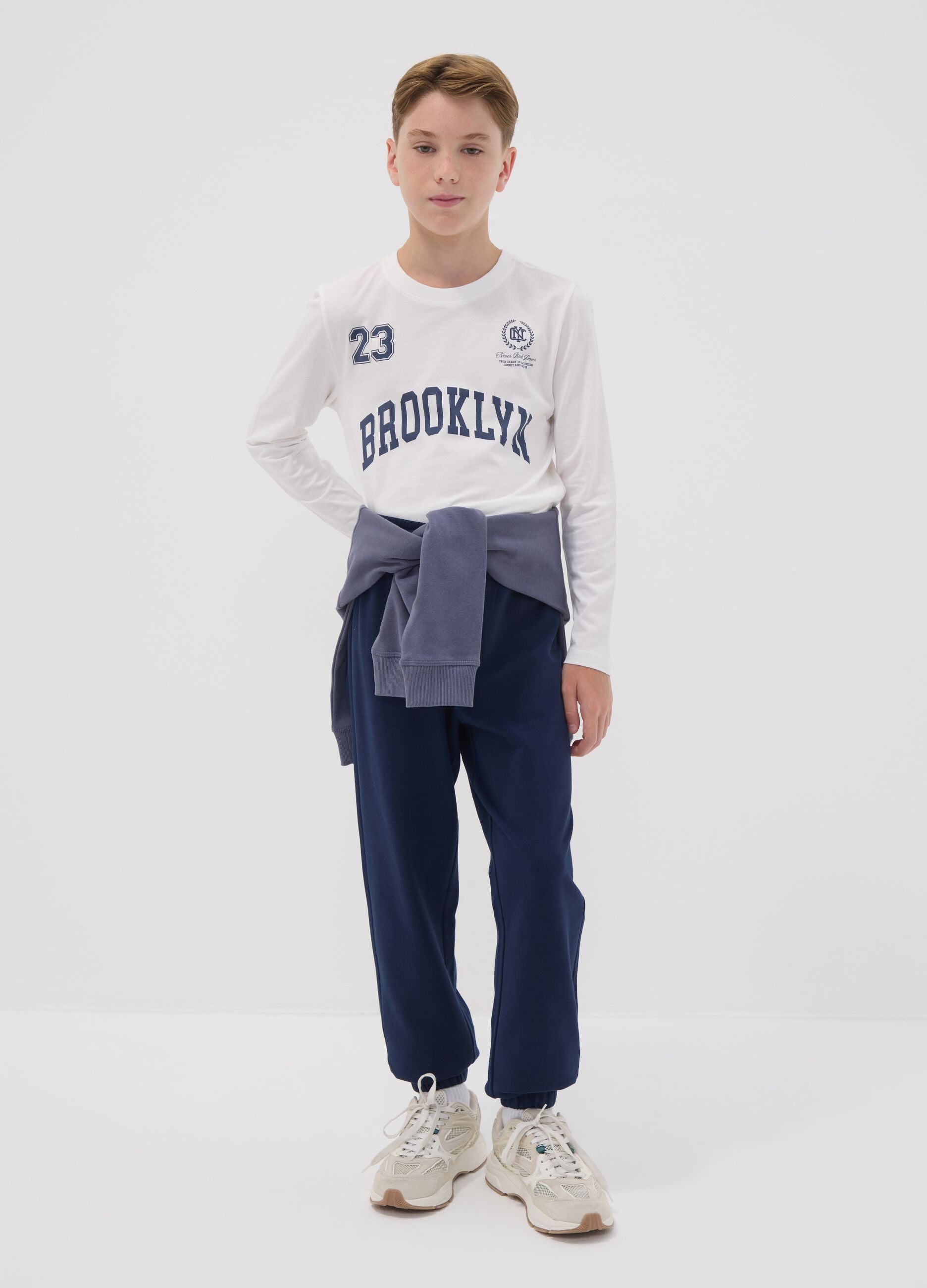 Blue regular-fit joggers in pure organic cotton for boys