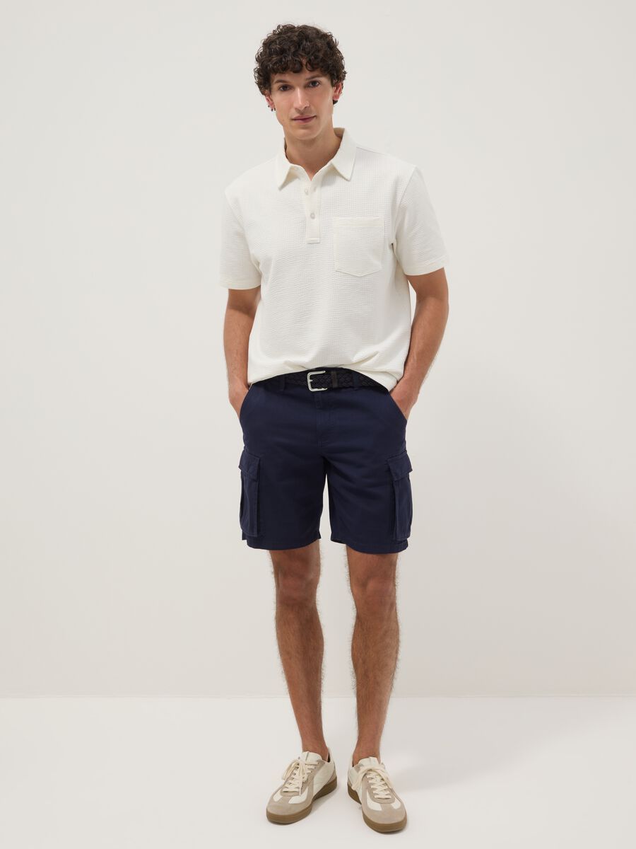 Blue regular-fit pure cotton cargo shorts_0