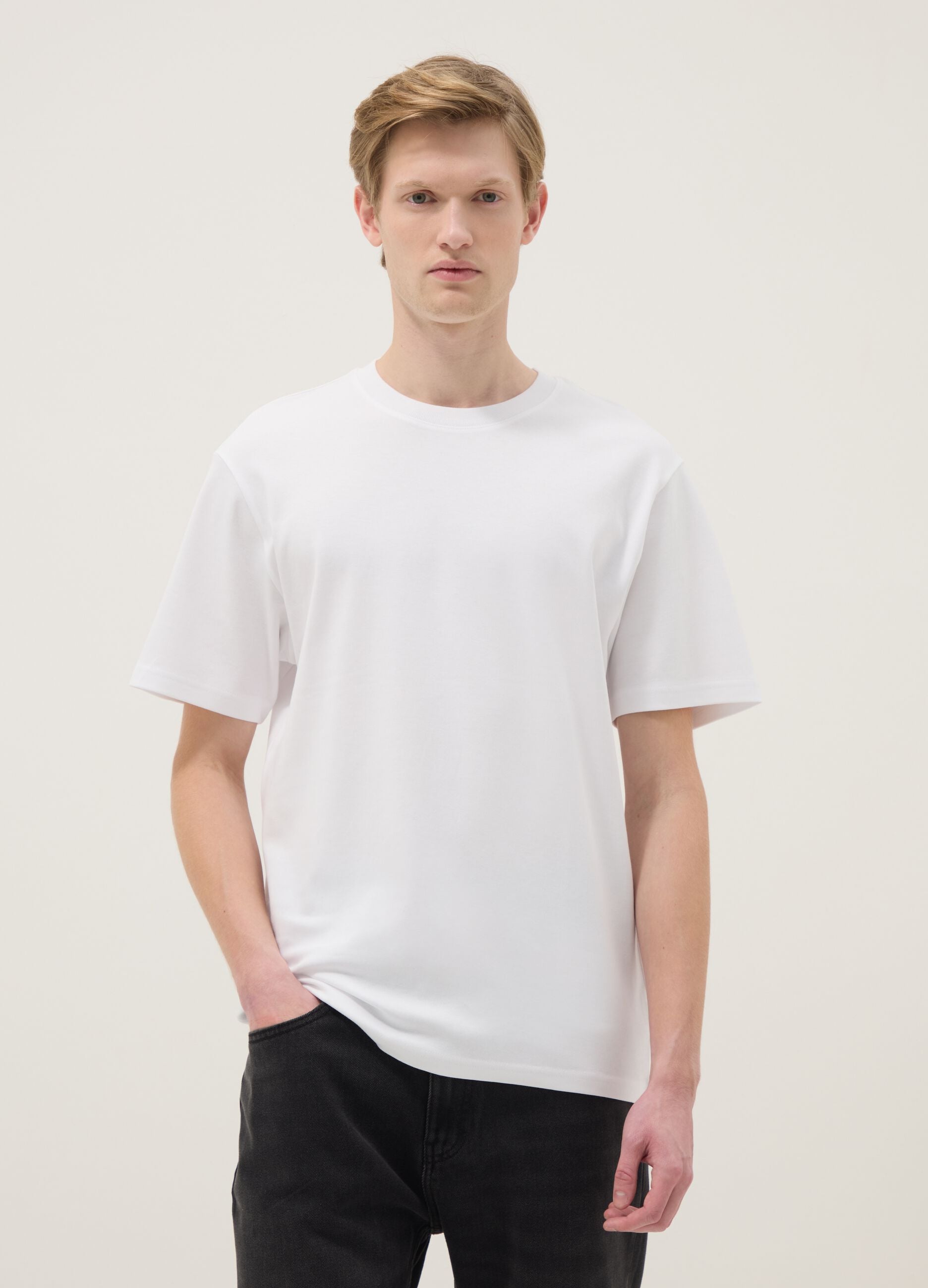 White Iconic Tee T-shirt in pure cotton relaxed fit