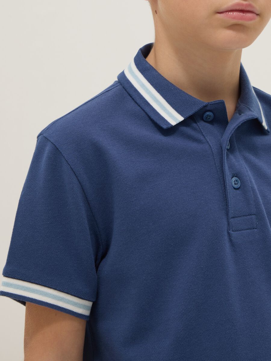 Boy's blue pure cotton polo, regular fit_2