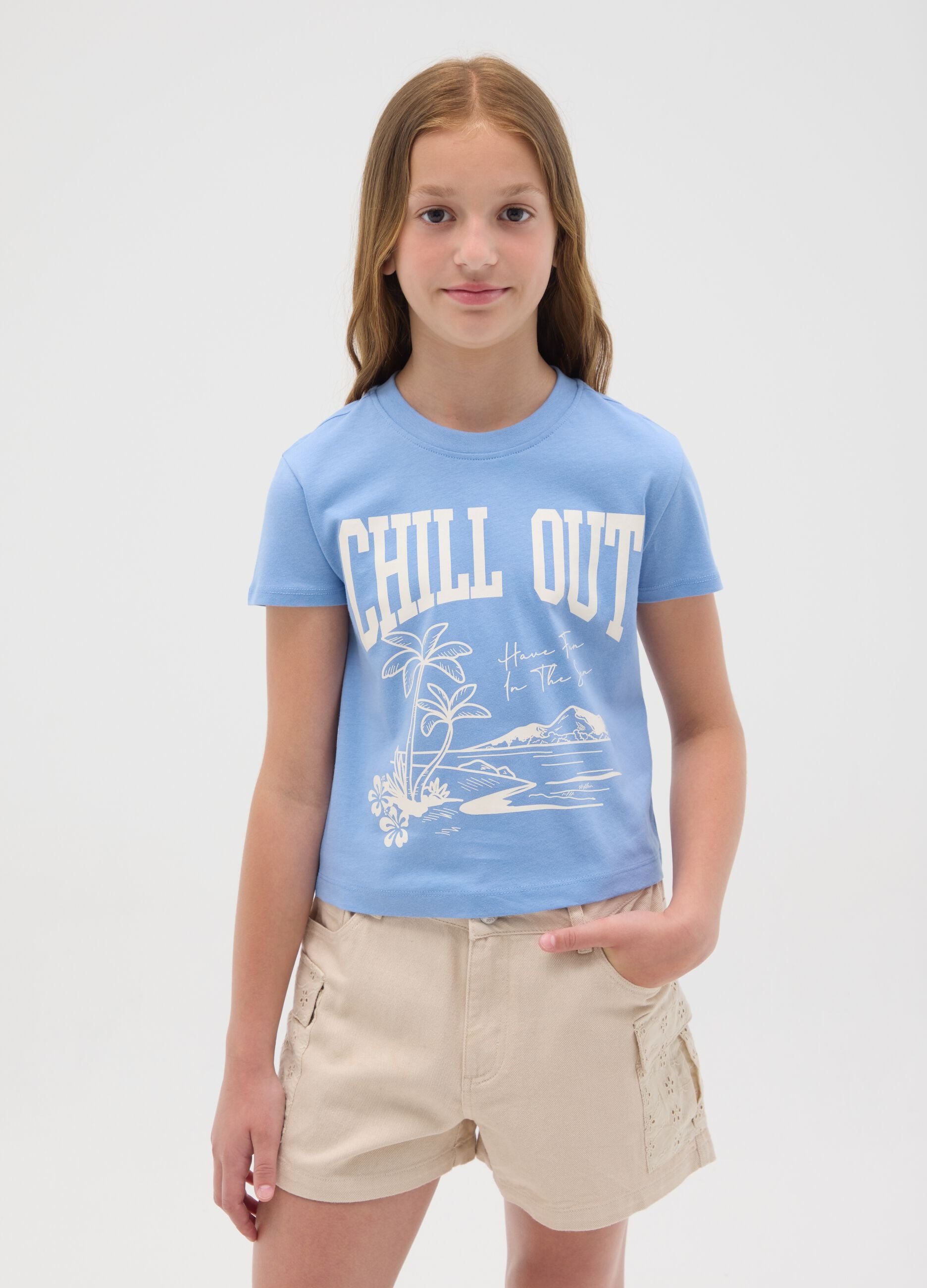 Girls&rsquo; multicoloured regular-fit T-shirt in 100% cotton with print