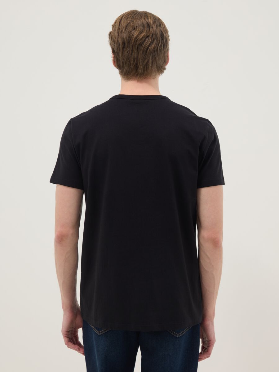 Black pure cotton regular fit T-shirt with Super Mario print_1