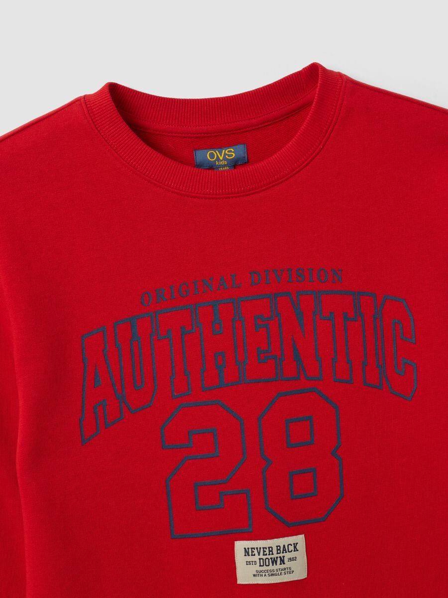 Red boys&rsquo; sweatshirt in pure organic cotton with crew neck and print_5