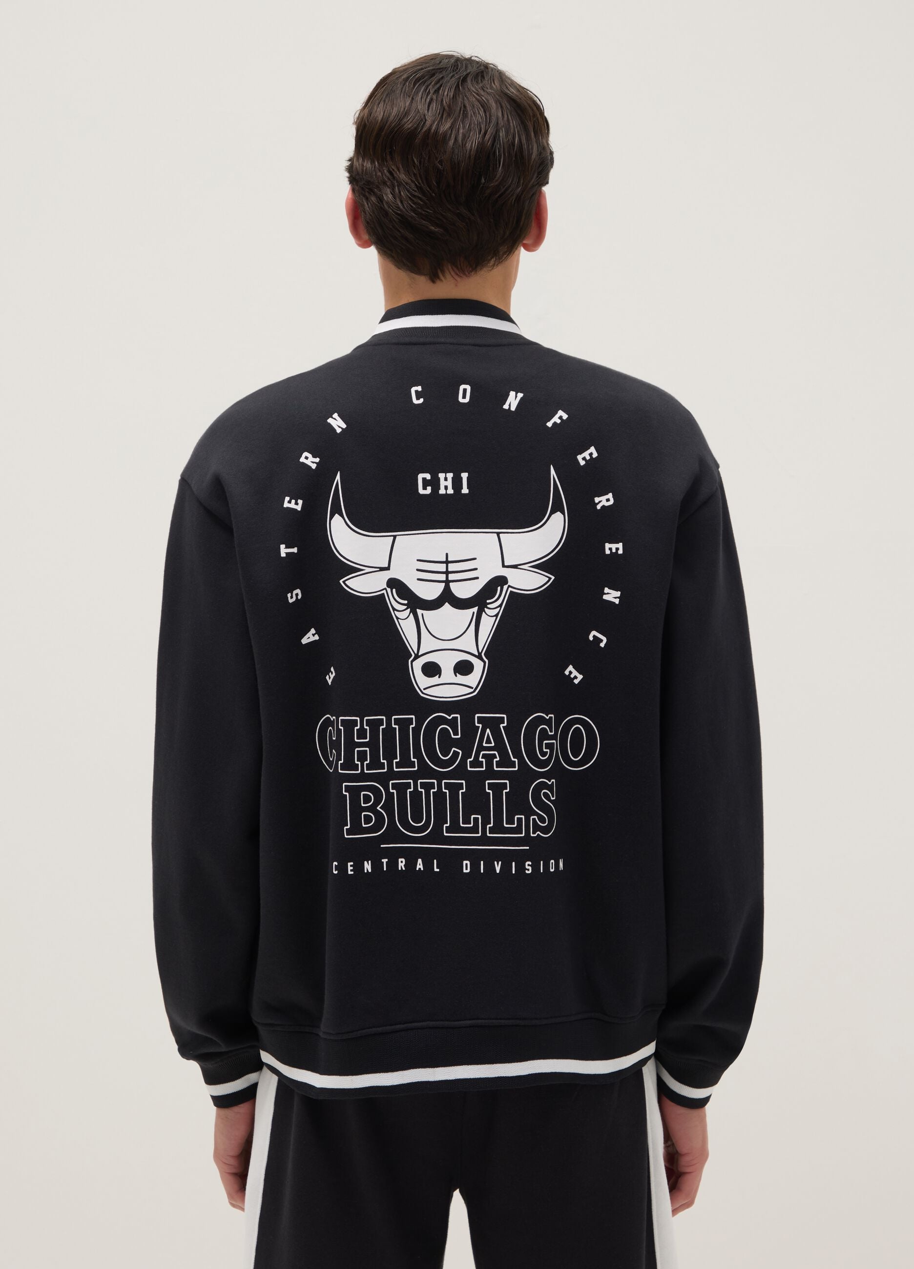 Black cotton-blend jacket regular fit with Chicago Bulls logo