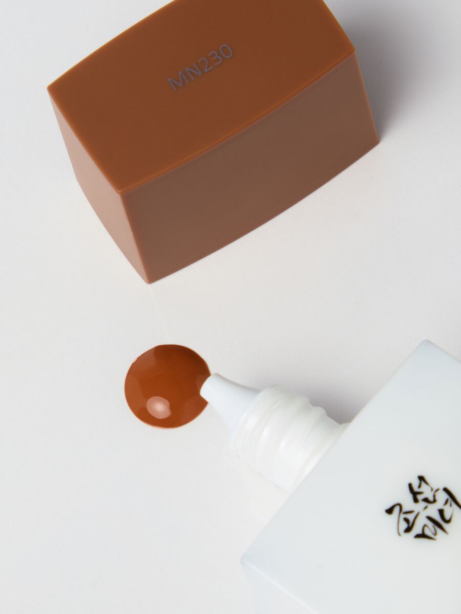 Tinted sunscreen with SPF - Korean skincare_1