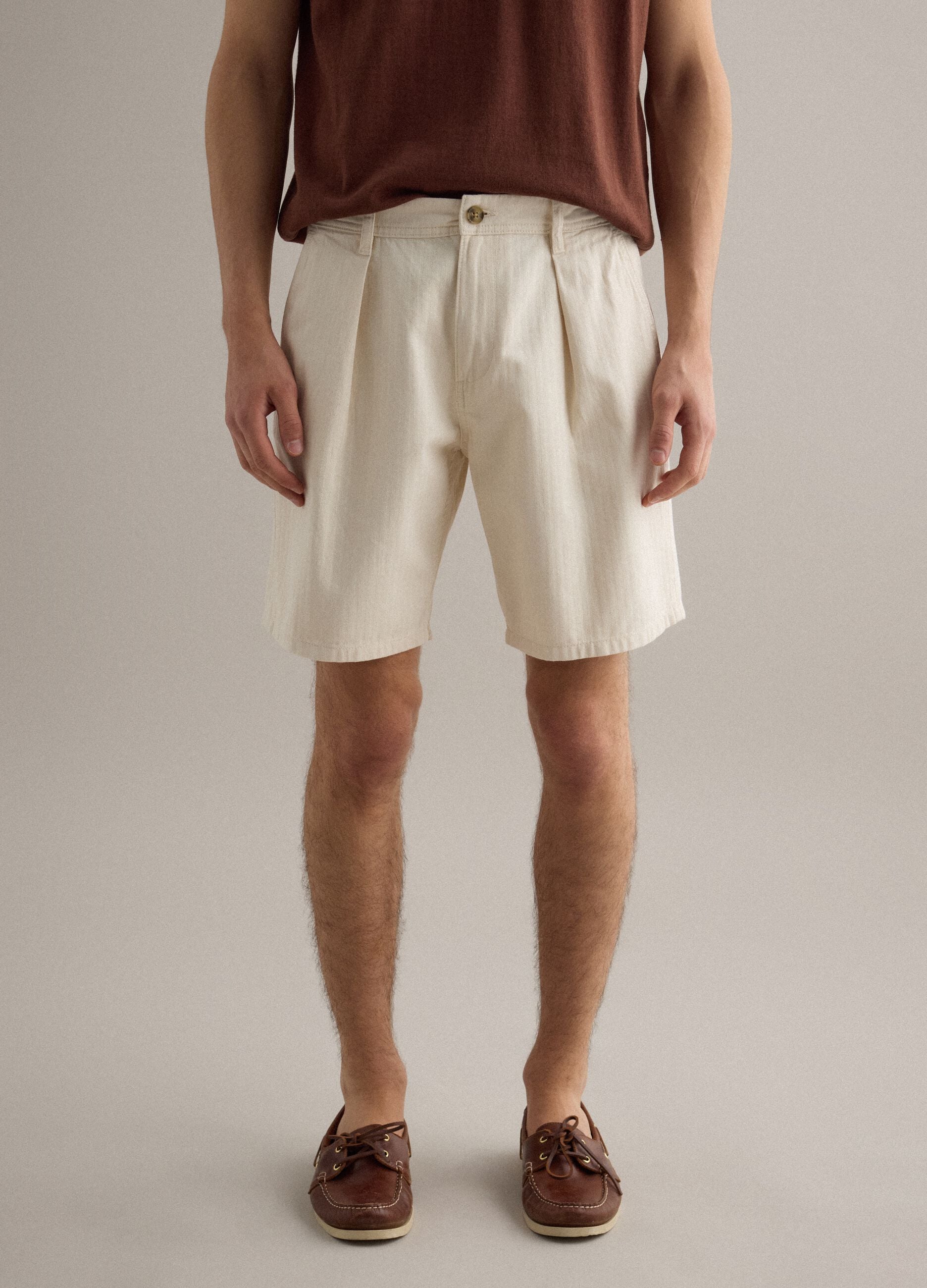 Beige pure cotton chino shorts, regular fit