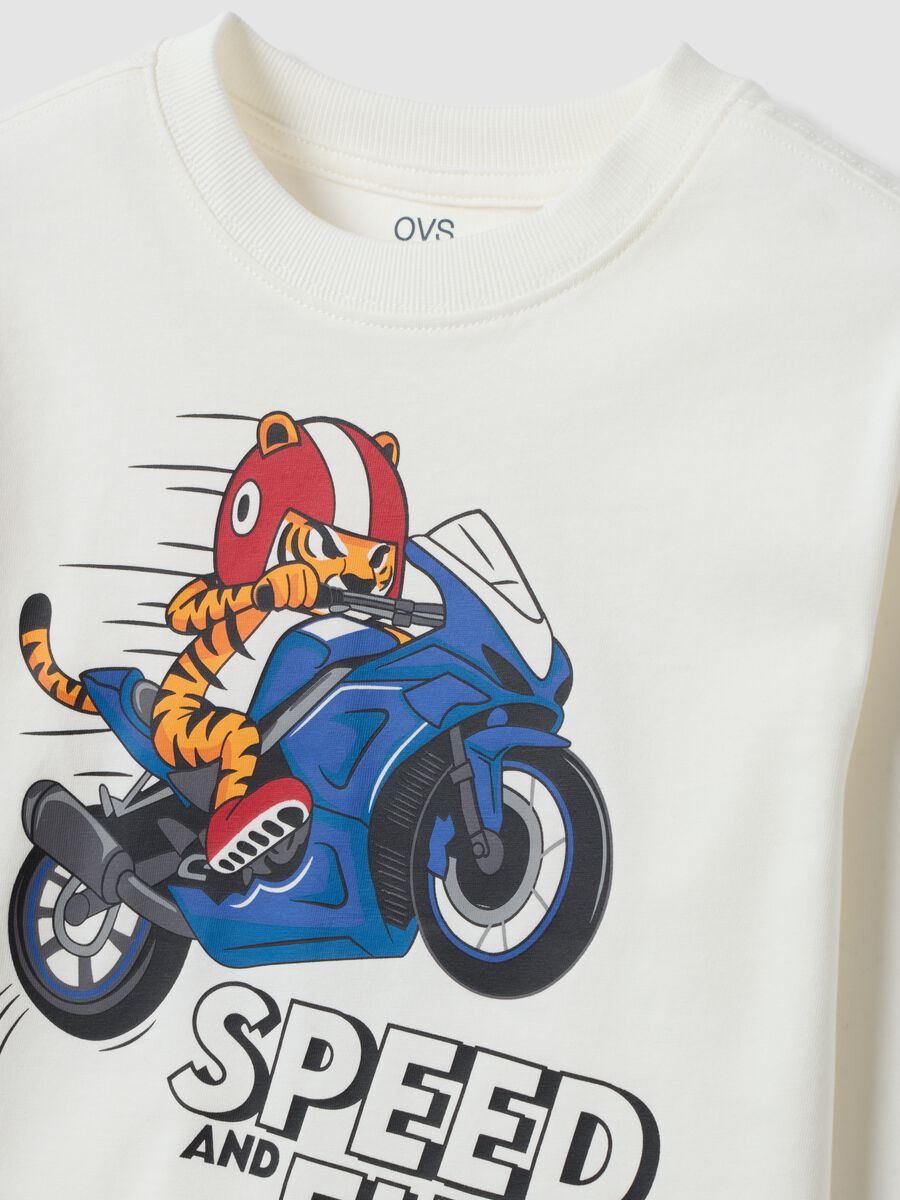 T-shirt bianca in puro cotone con stampa tigre over fit per bambino_2