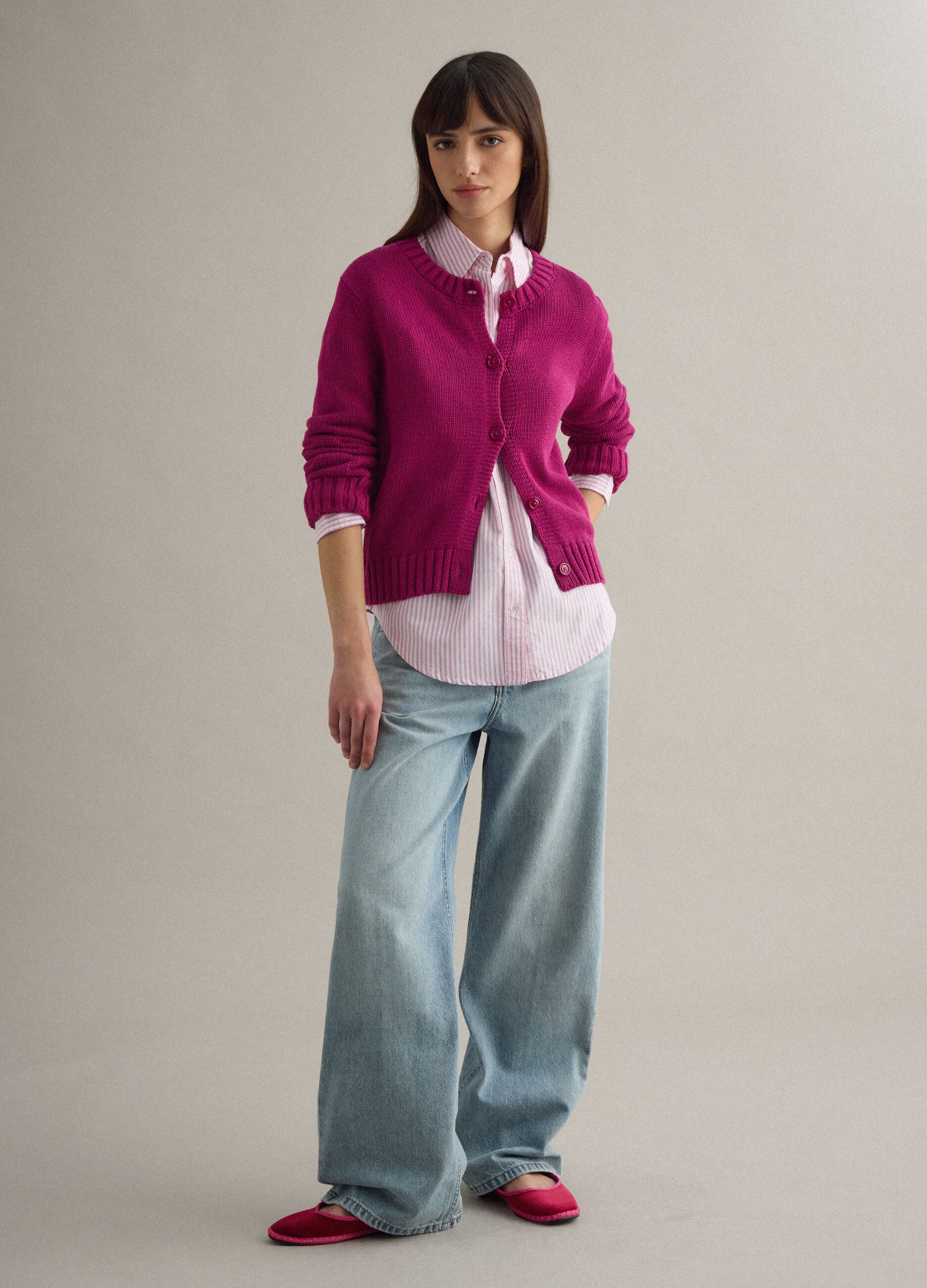 Red cardigan in pure cotton regular fit with buttons